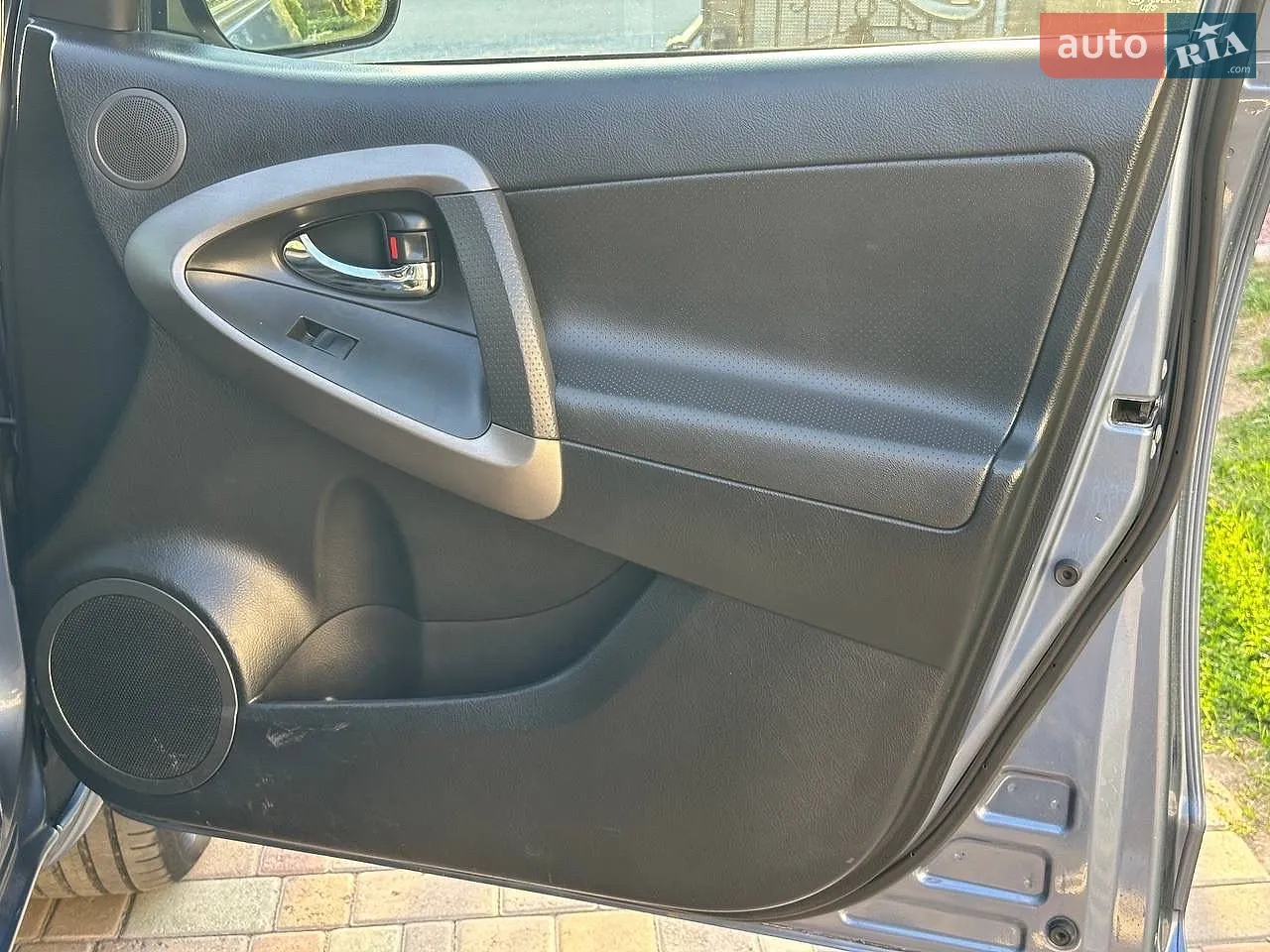 2010 Toyota RAV 4 - мініатюра 43