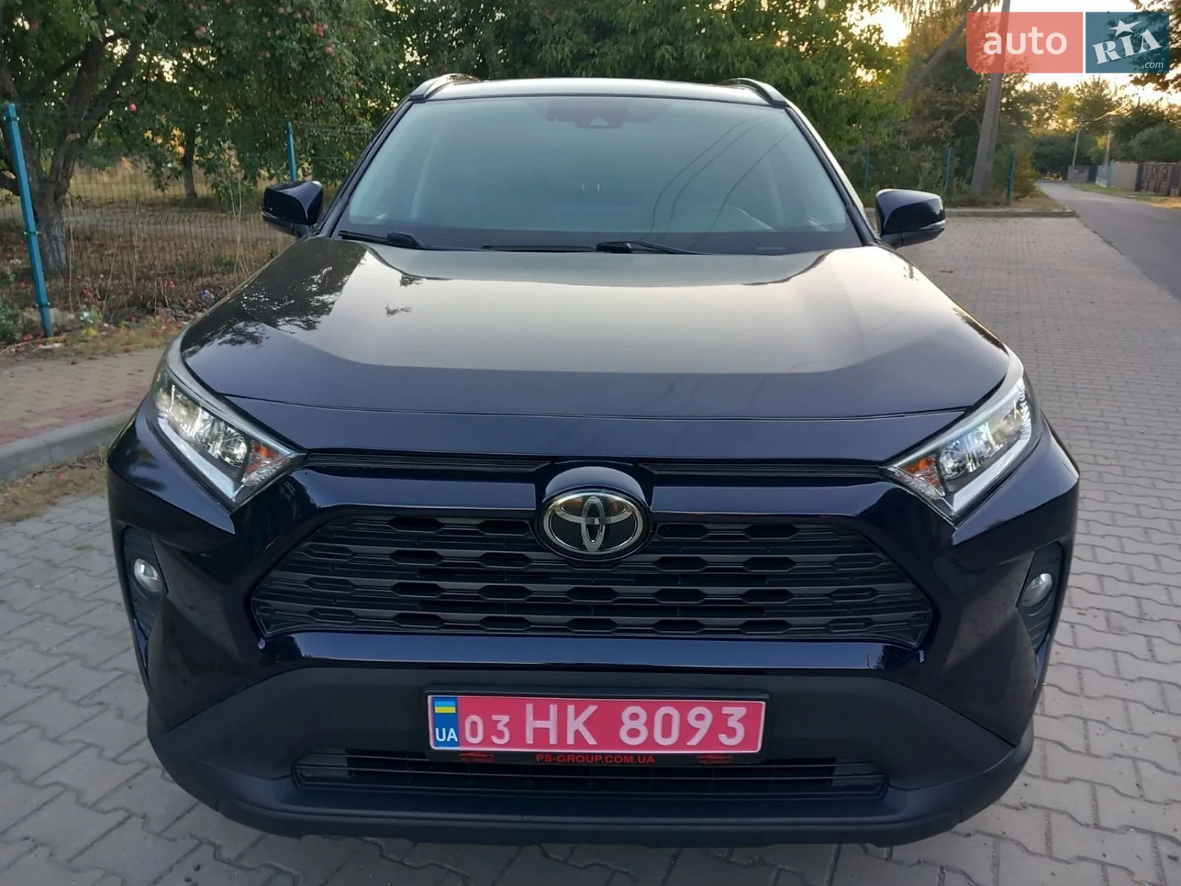 2019 Toyota RAV 4 - фото 1