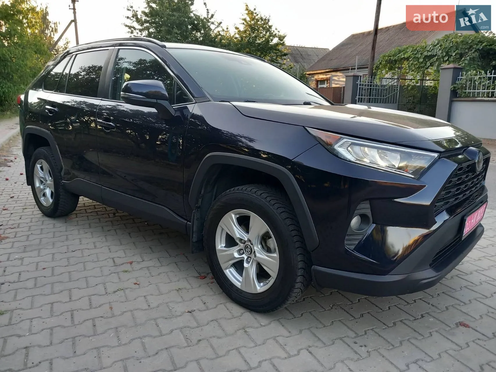 2019 Toyota RAV 4 - мініатюра 4
