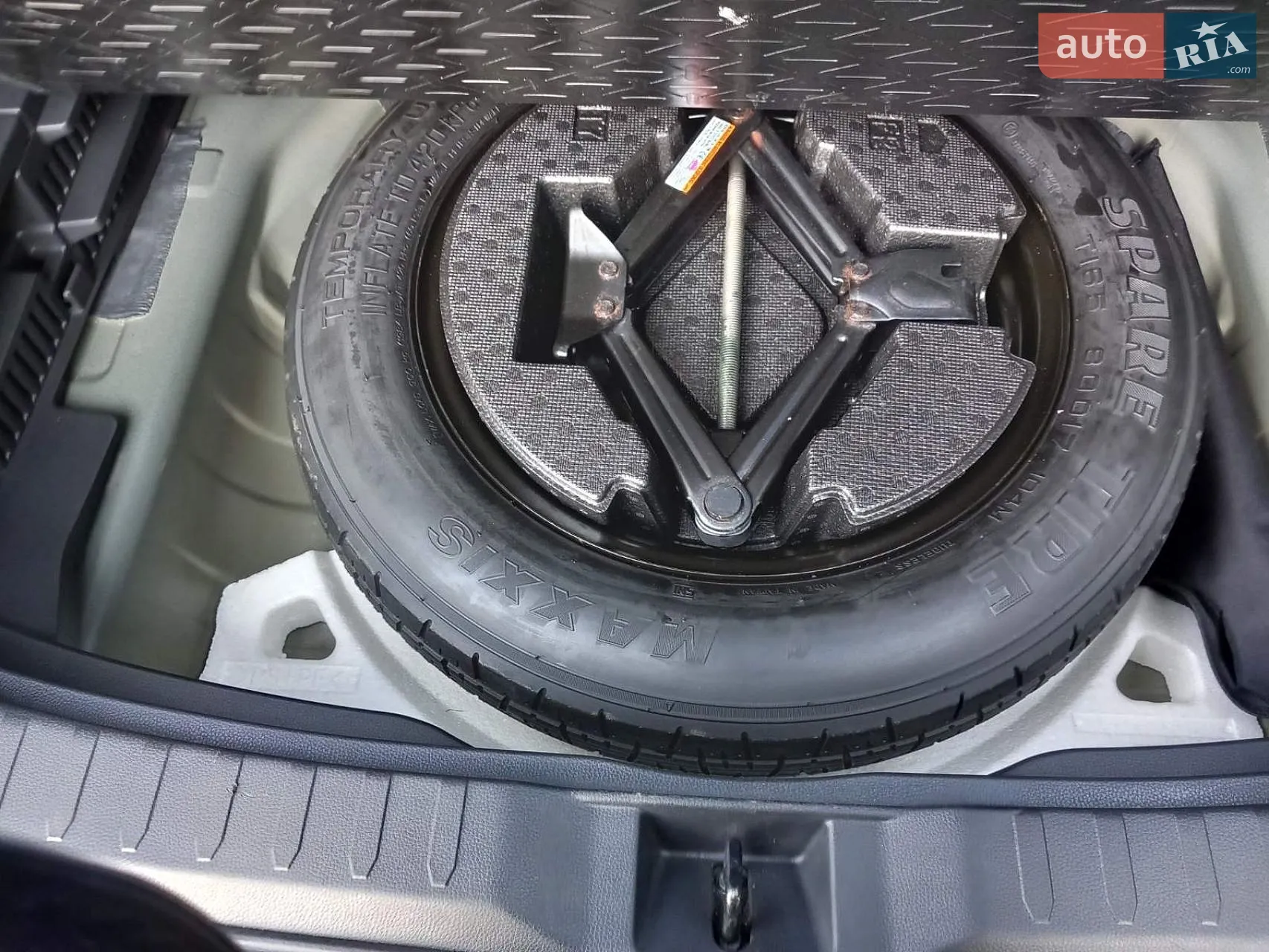 2019 Toyota RAV 4 - мініатюра 24