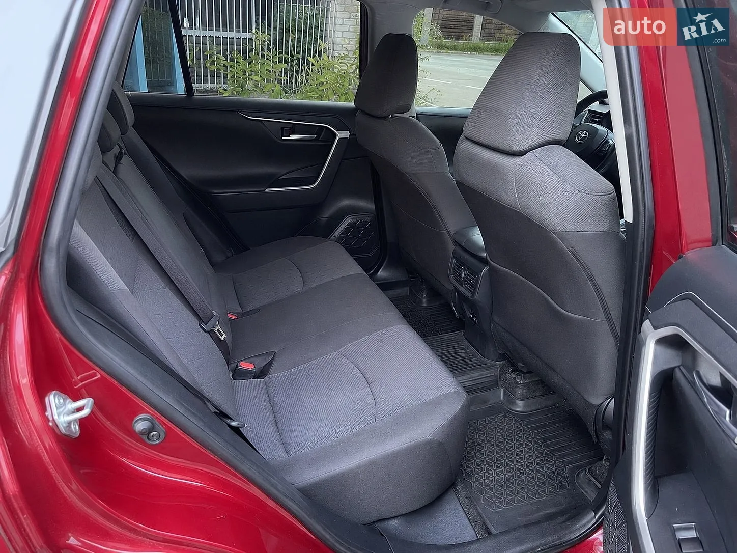 2019 Toyota RAV 4 - мініатюра 6