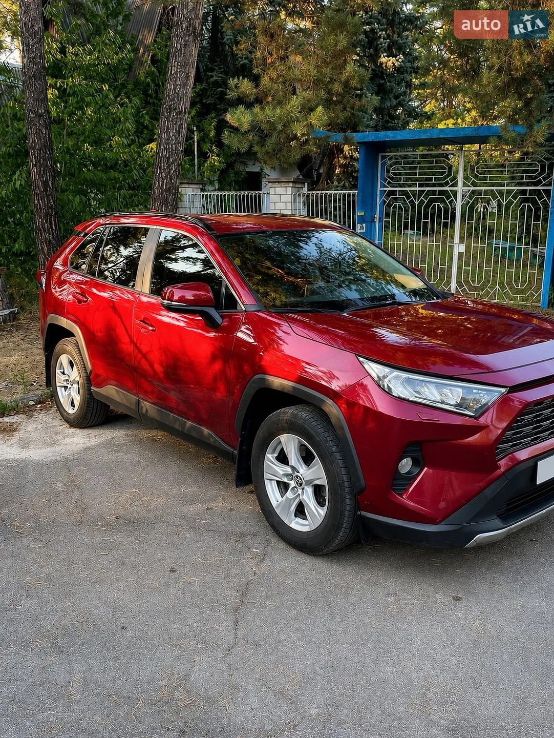 2019 Toyota RAV 4 - фото 1