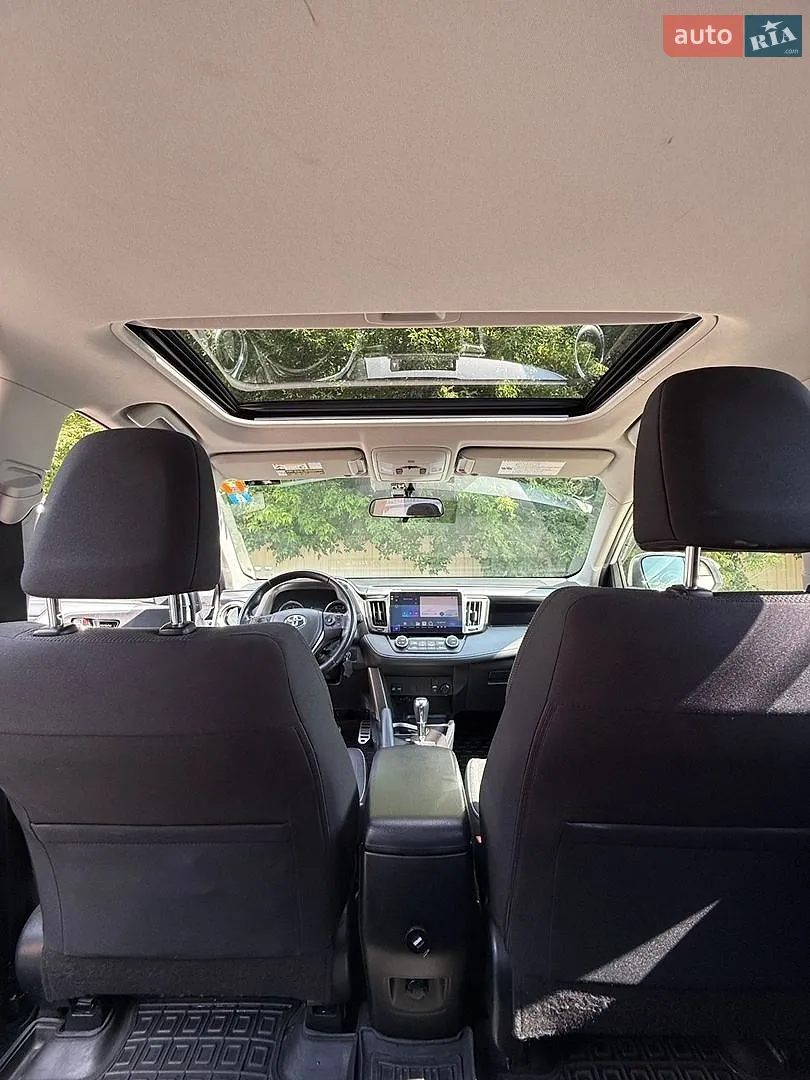2016 Toyota RAV 4 - мініатюра 8
