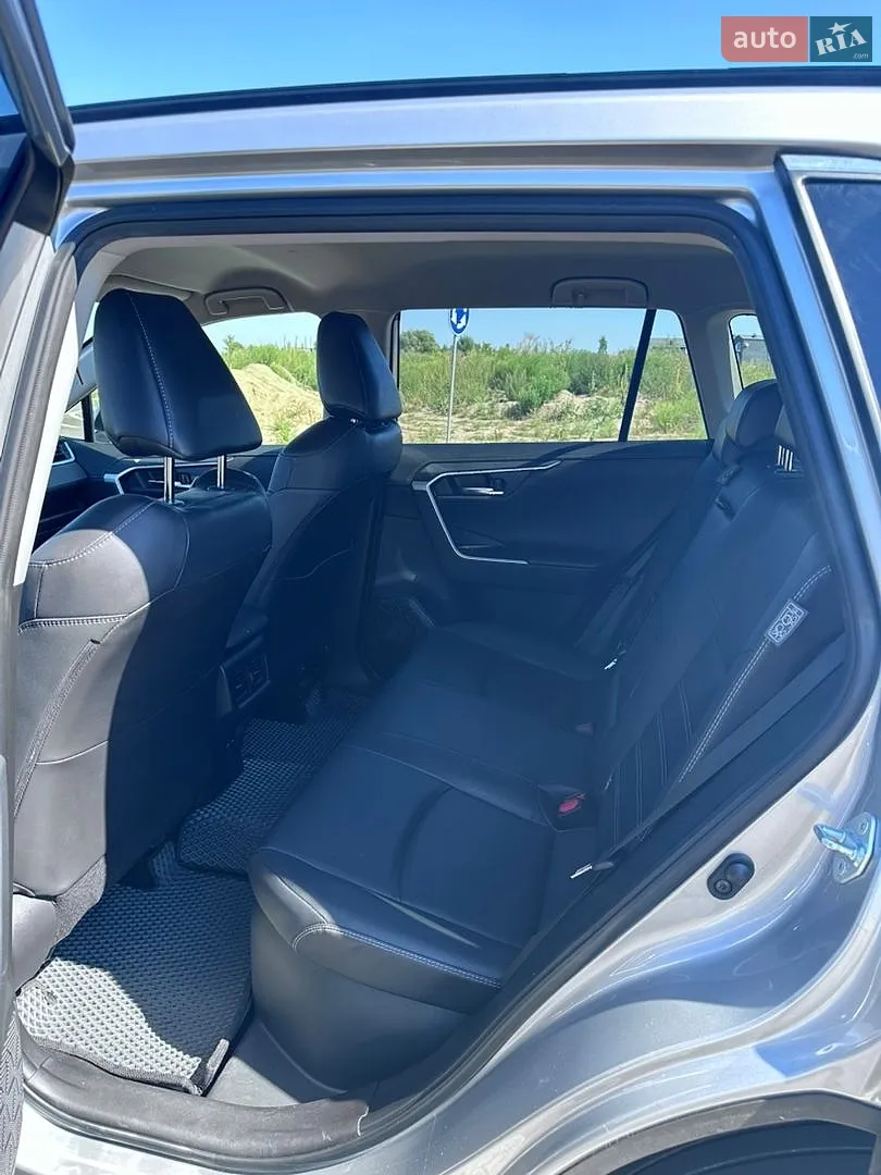 2021 Toyota RAV 4 - мініатюра 21