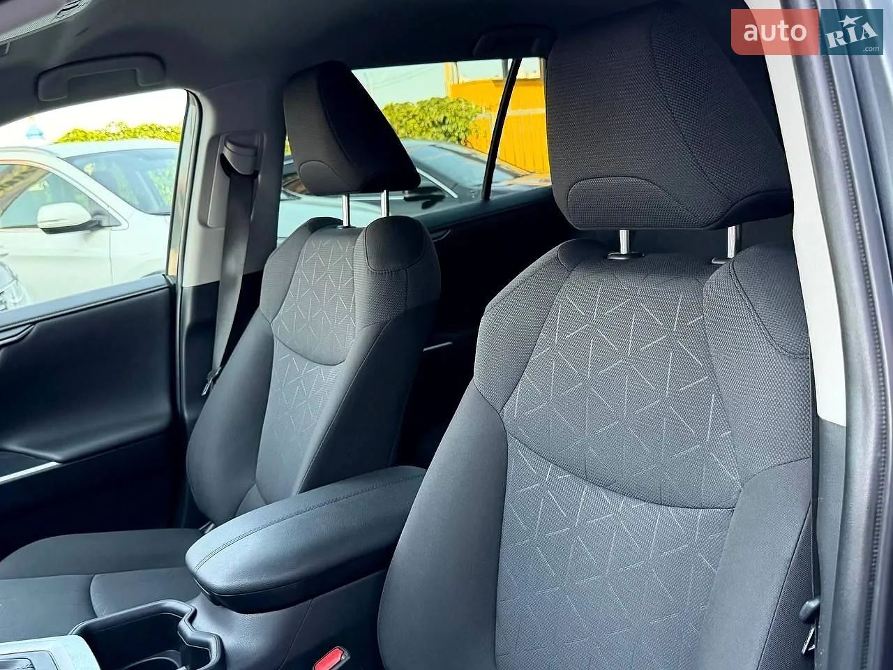 2023 Toyota RAV 4 - мініатюра 28