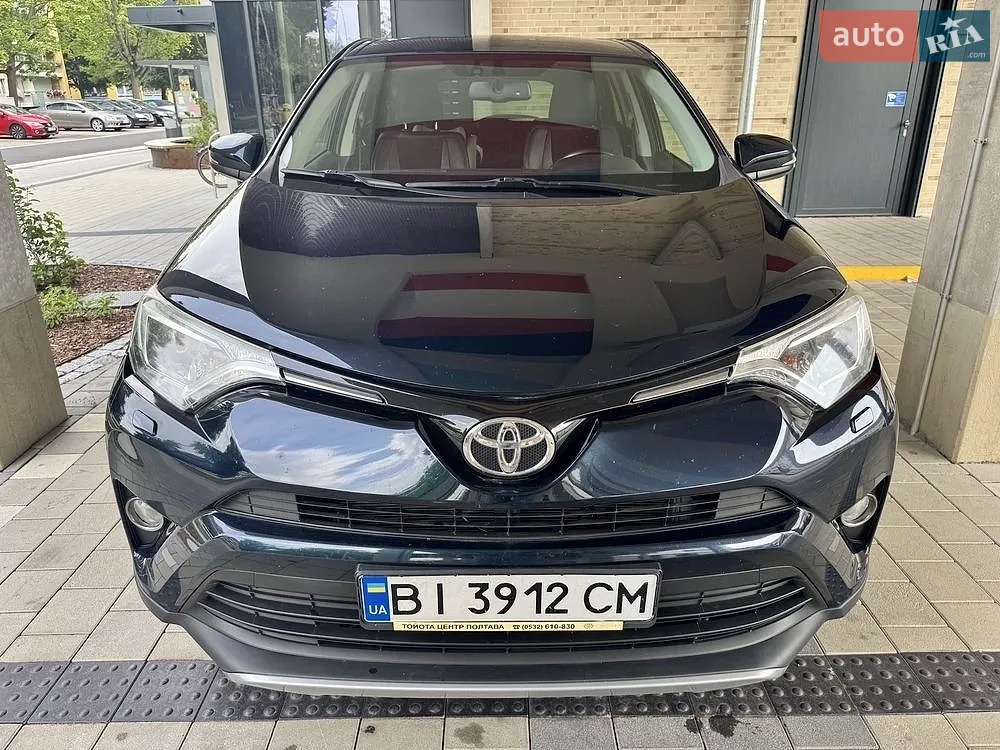 2017 Toyota RAV 4 - мініатюра 4