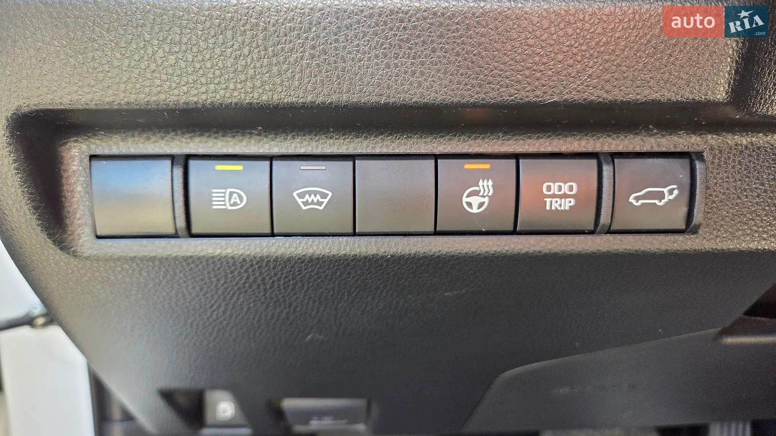 2025 Toyota RAV 4 - мініатюра 13