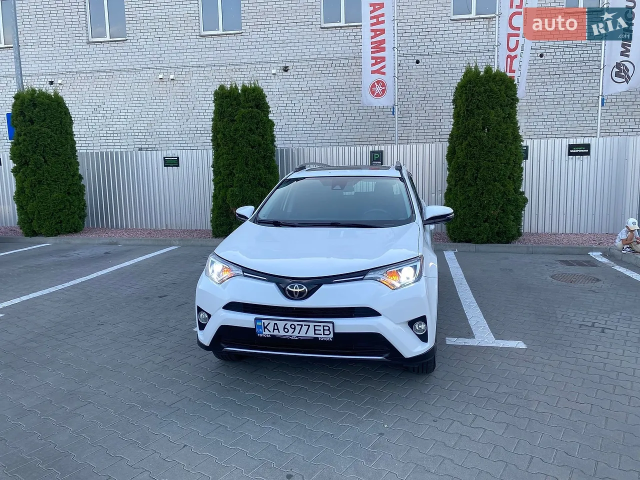 2016 Toyota RAV 4 - мініатюра 10