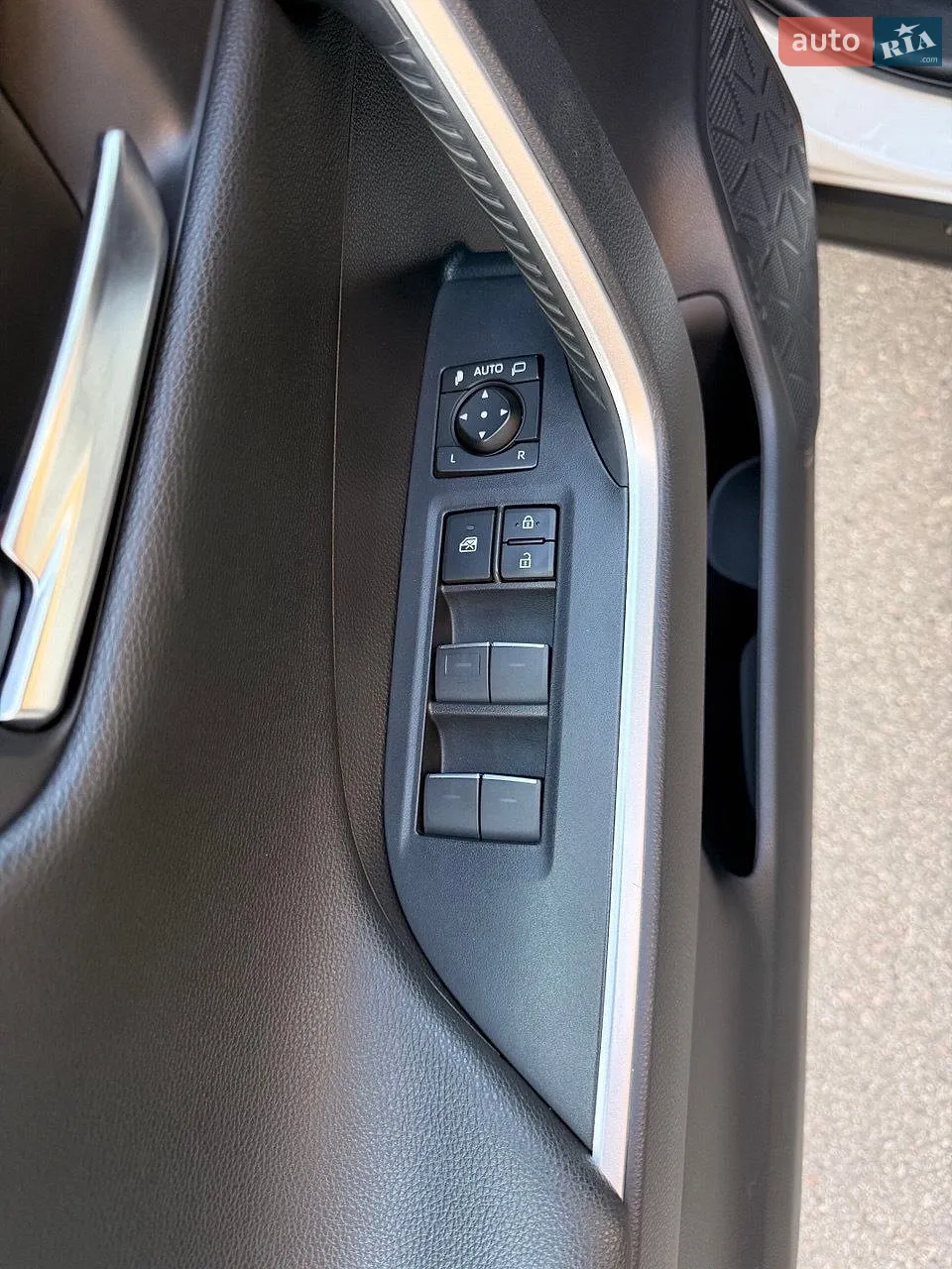 2022 Toyota RAV 4 - мініатюра 44