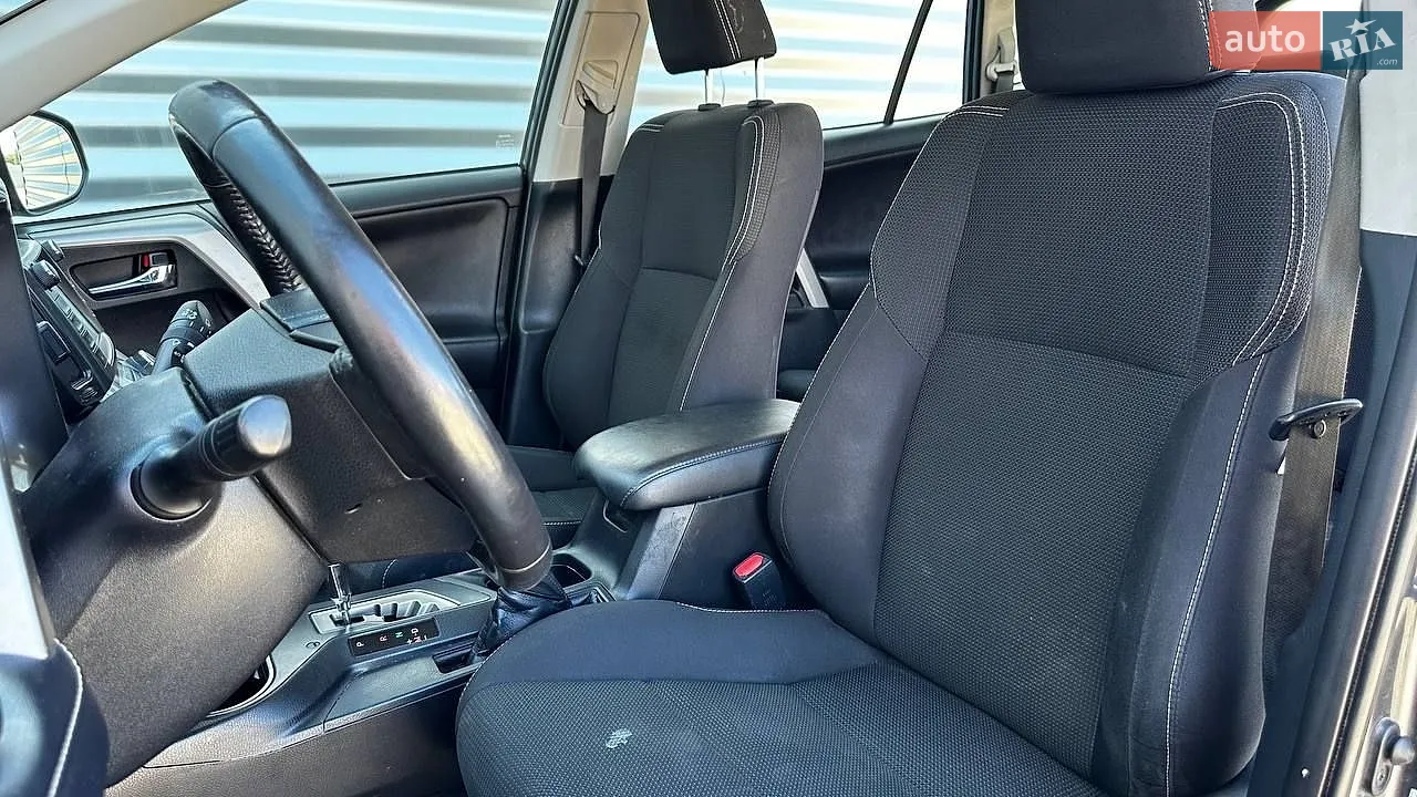 2018 Toyota RAV 4 - мініатюра 19