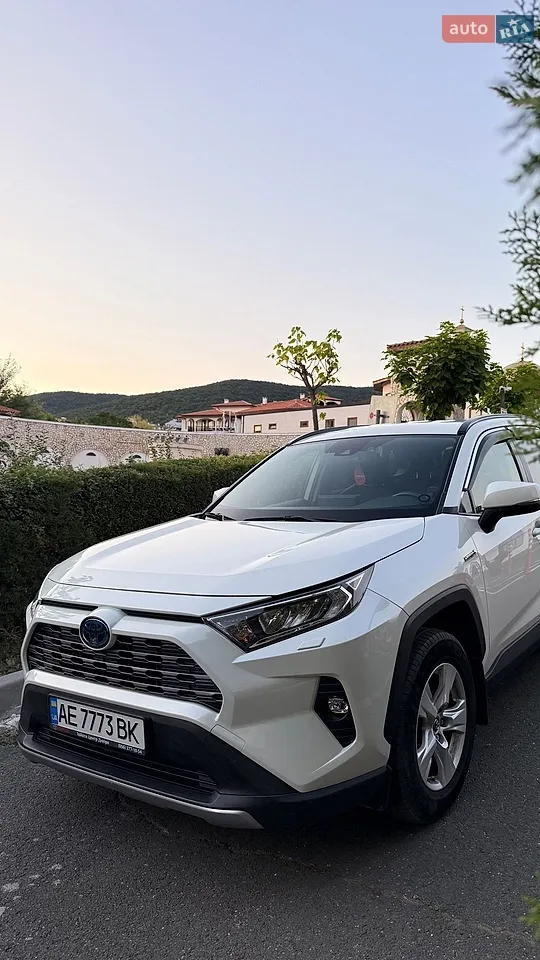 2020 Toyota RAV 4 - мініатюра 19