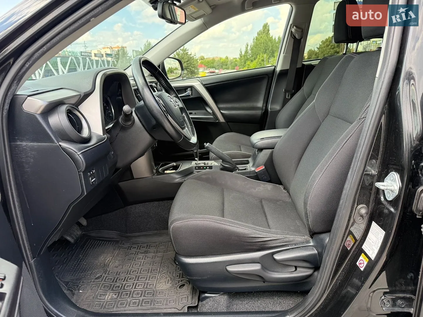 2017 Toyota RAV 4 - мініатюра 24
