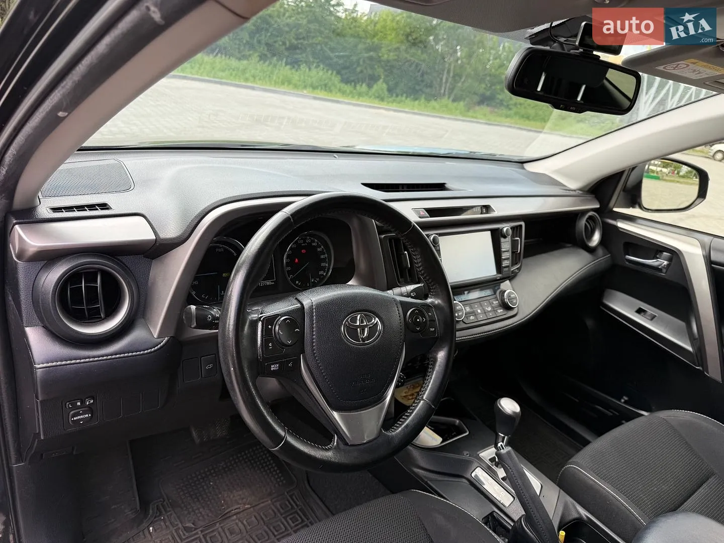 2017 Toyota RAV 4 - мініатюра 25
