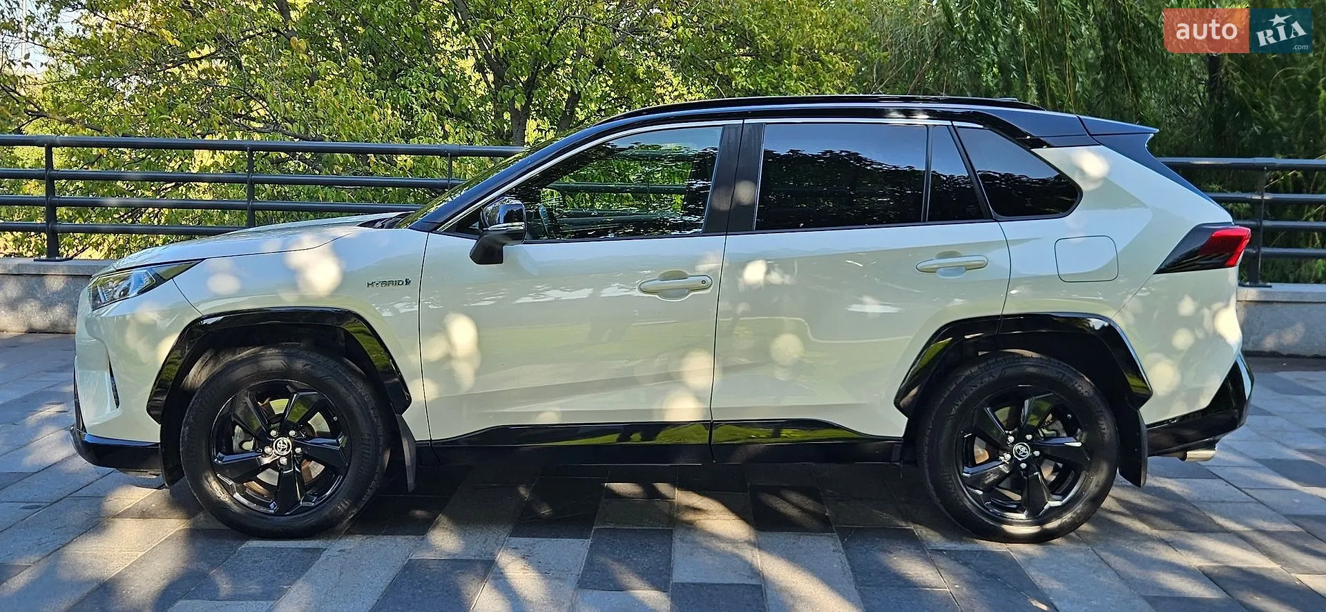2019 Toyota RAV 4 - мініатюра 11