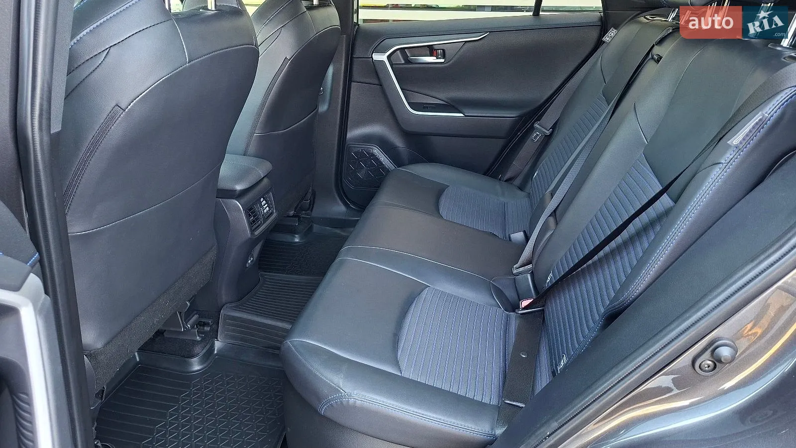 2024 Toyota RAV 4 - мініатюра 12