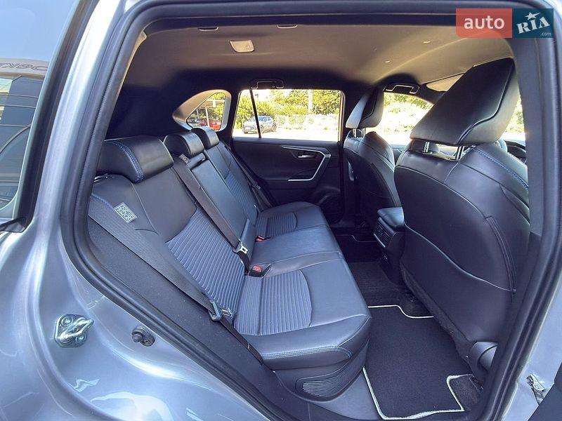 Позашляховик / Кросовер Toyota RAV4 2022 в Одесі
