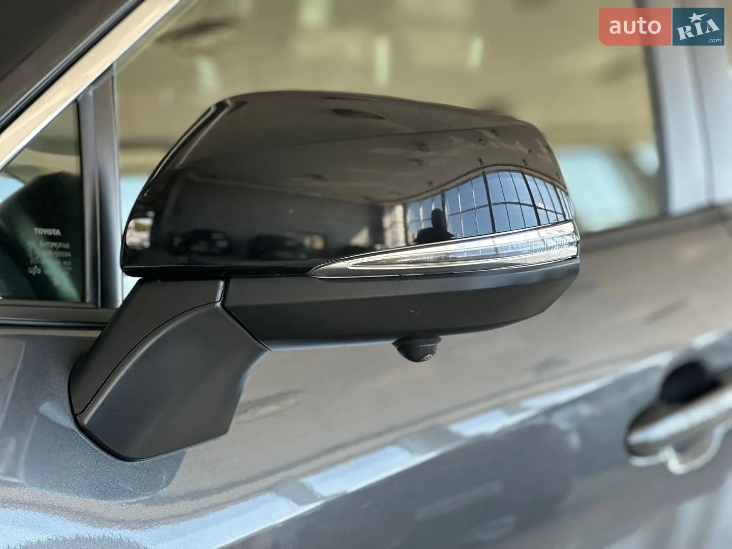 2021 Toyota RAV 4 - мініатюра 13