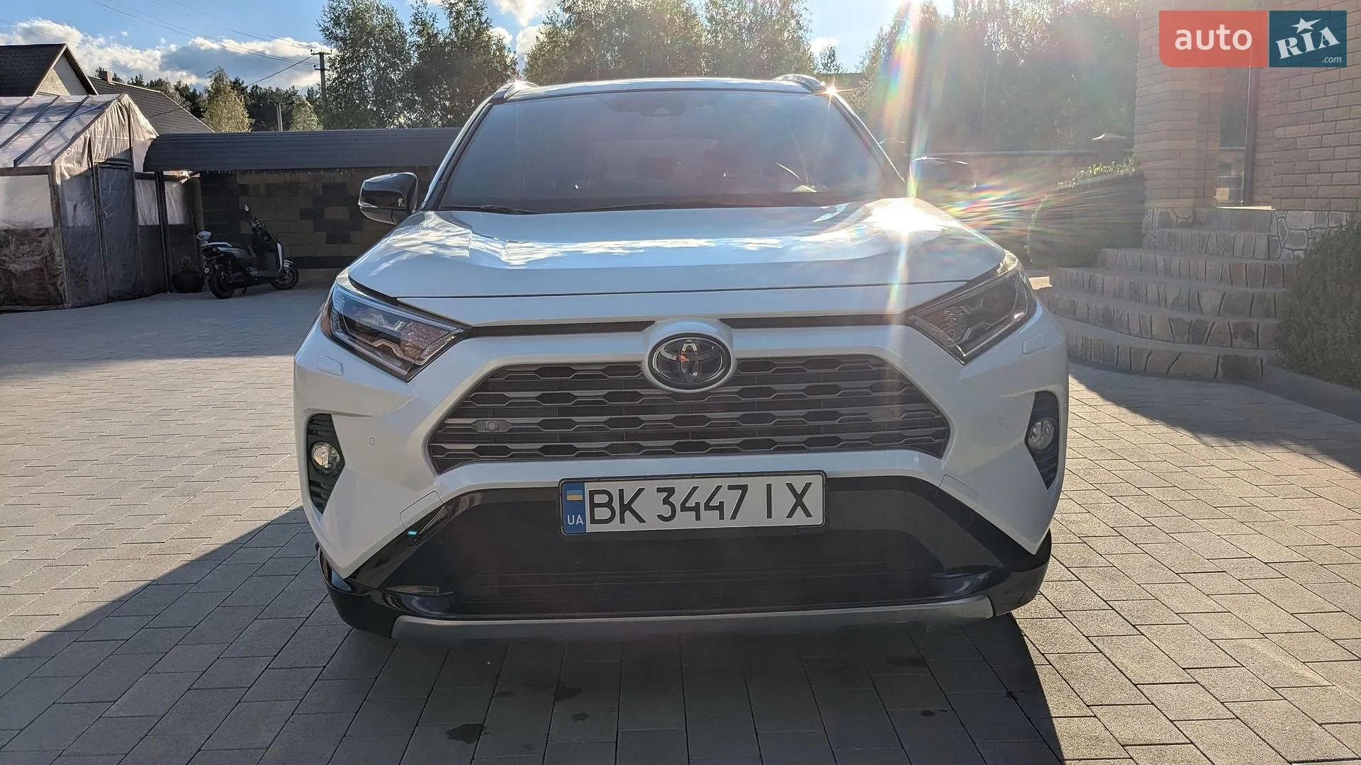 2018 Toyota RAV 4 - мініатюра 9