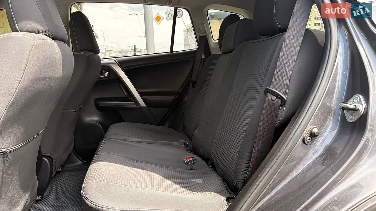 2017 Toyota RAV 4 - мініатюра 10
