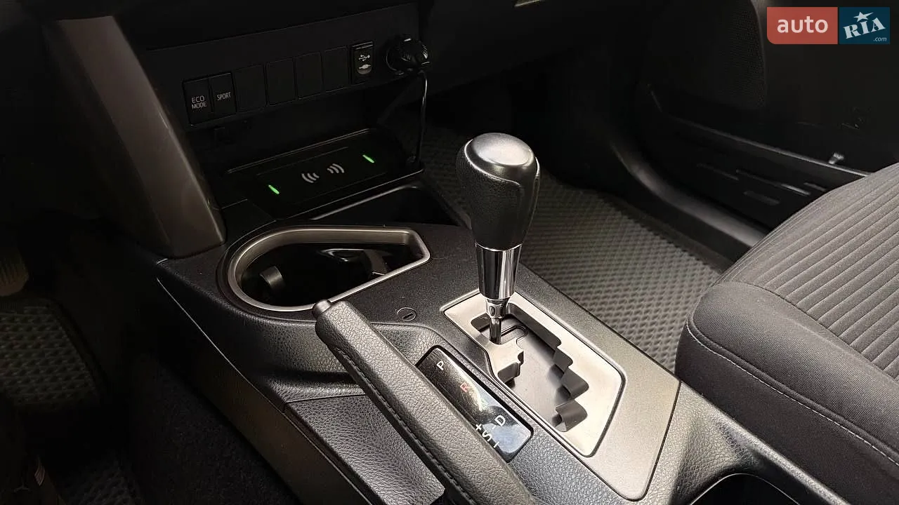 2017 Toyota RAV 4 - мініатюра 21