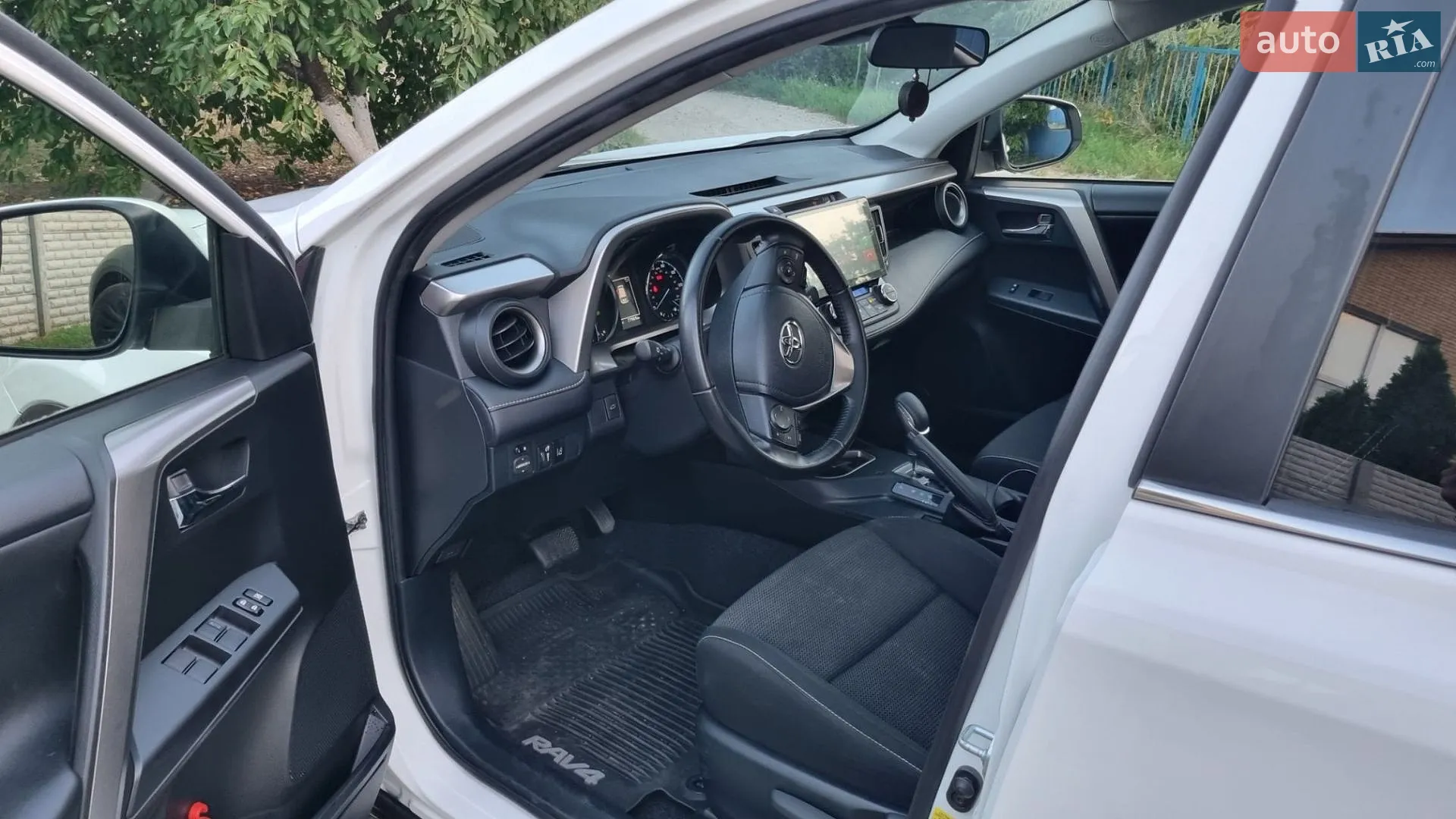 2017 Toyota RAV 4 - мініатюра 10