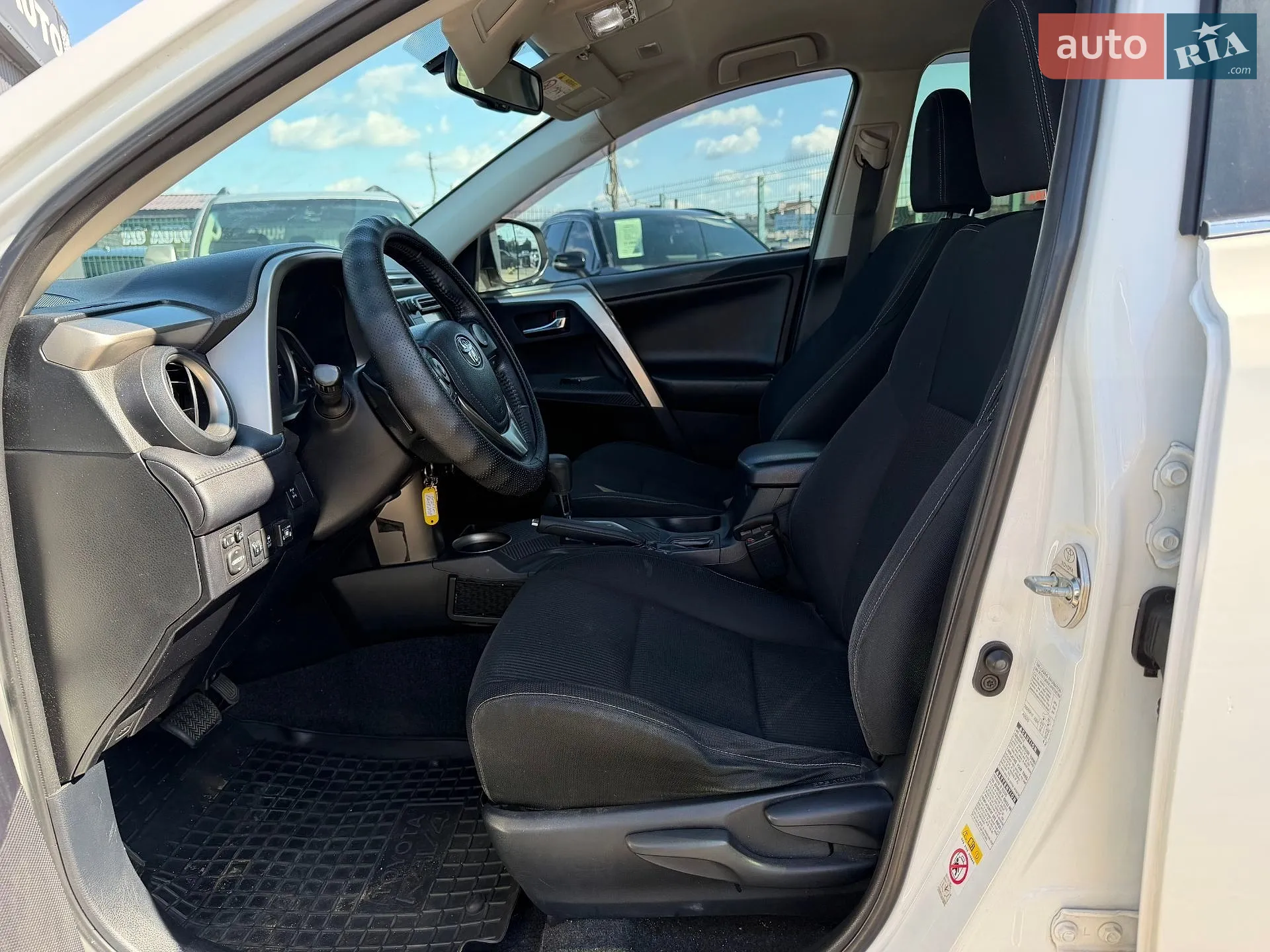 2013 Toyota RAV 4 - мініатюра 14
