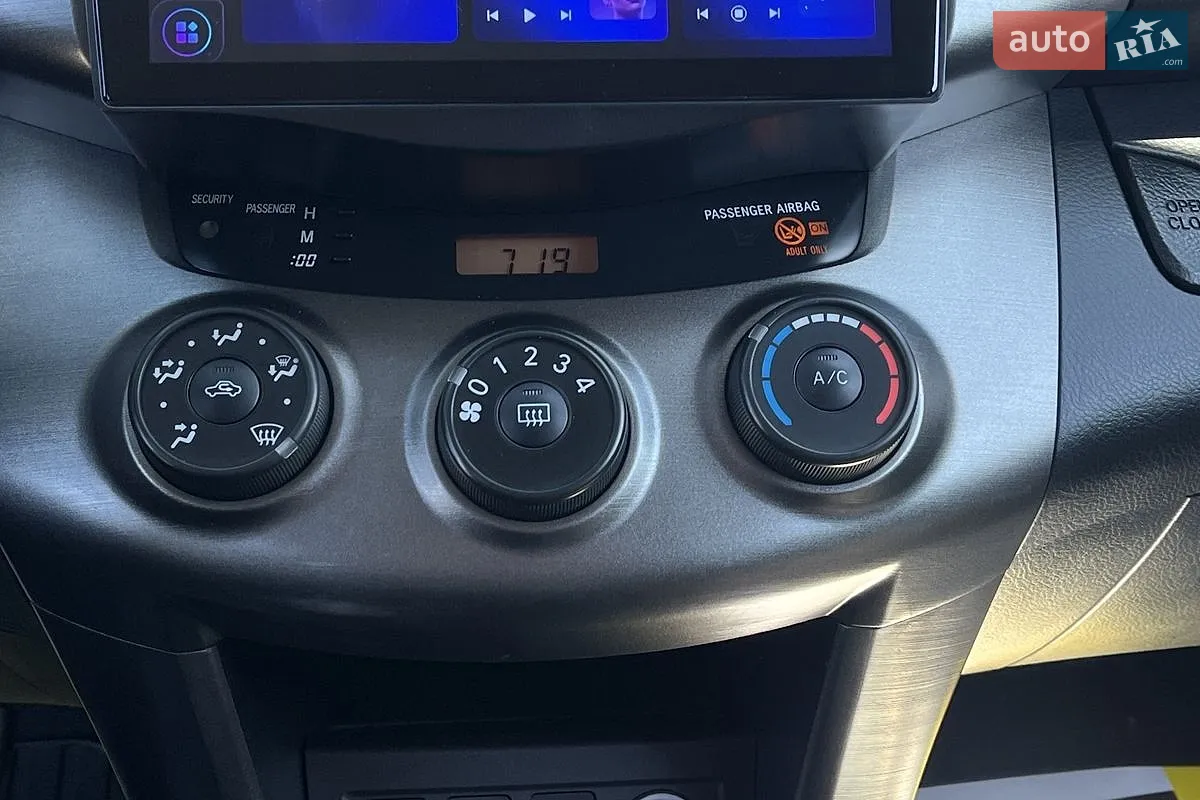 2012 Toyota RAV 4 - мініатюра 16