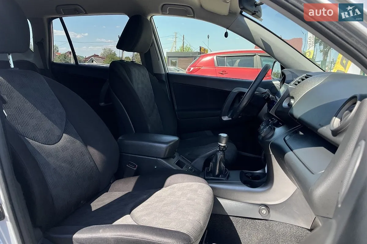 2012 Toyota RAV 4 - мініатюра 19