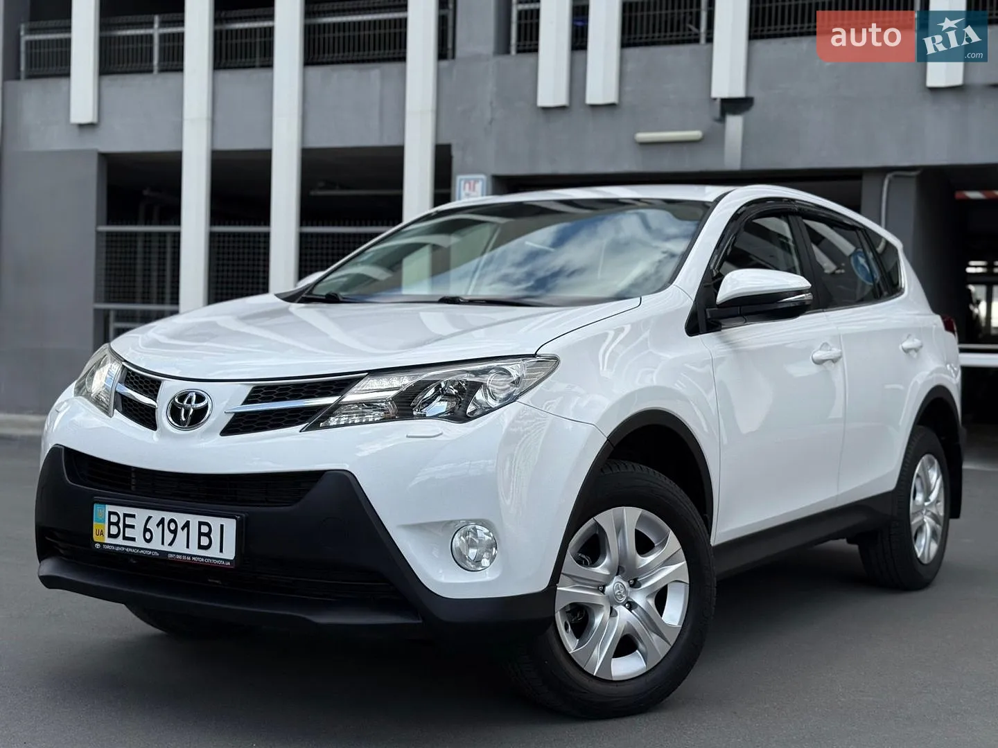 2014 Toyota RAV 4 - мініатюра 8
