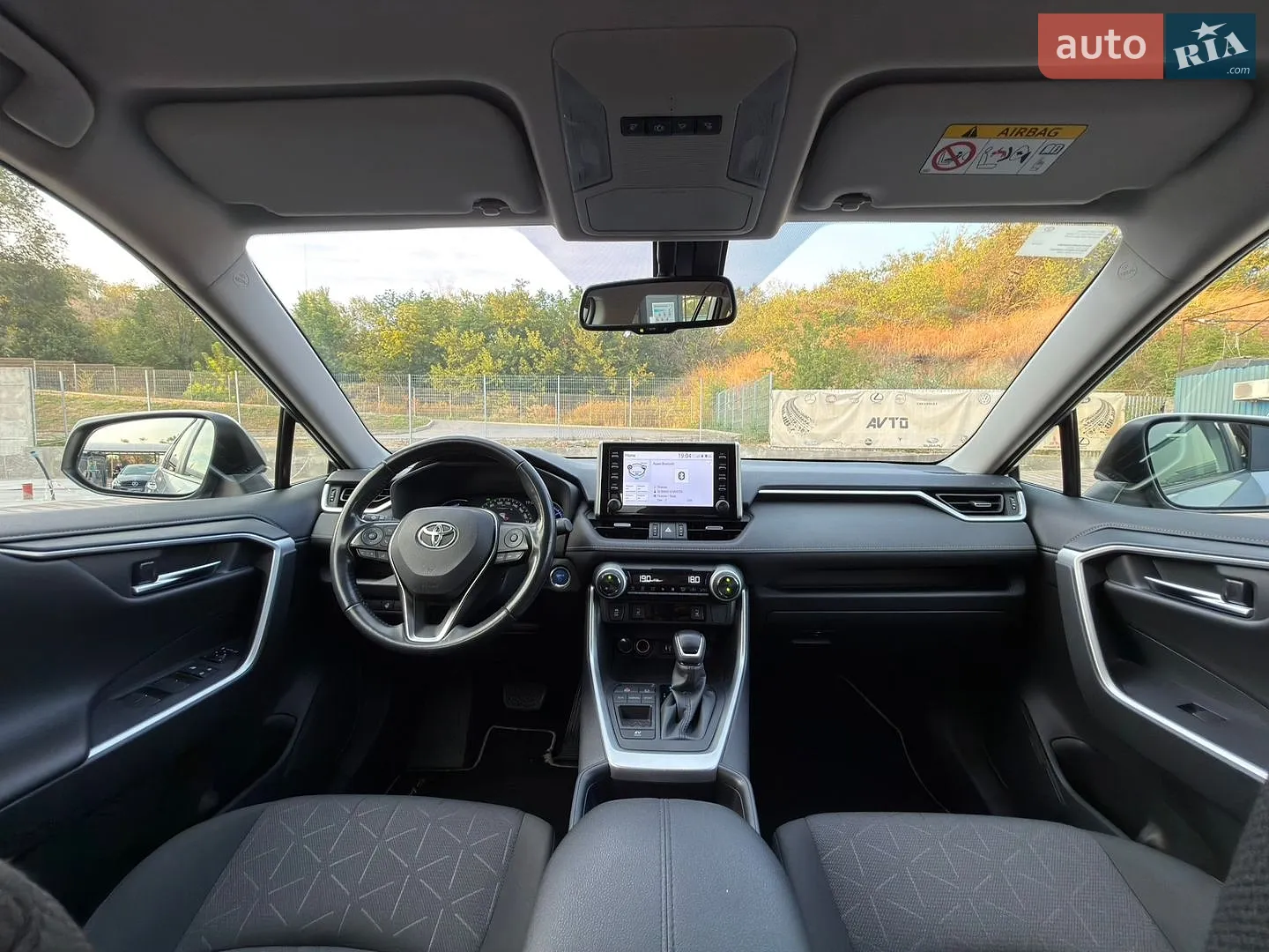 2019 Toyota RAV 4 - мініатюра 9