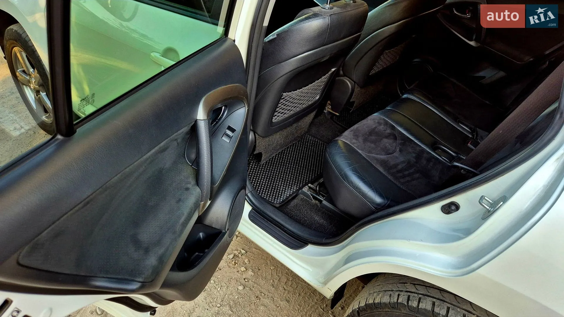 2012 Toyota RAV 4 - мініатюра 17