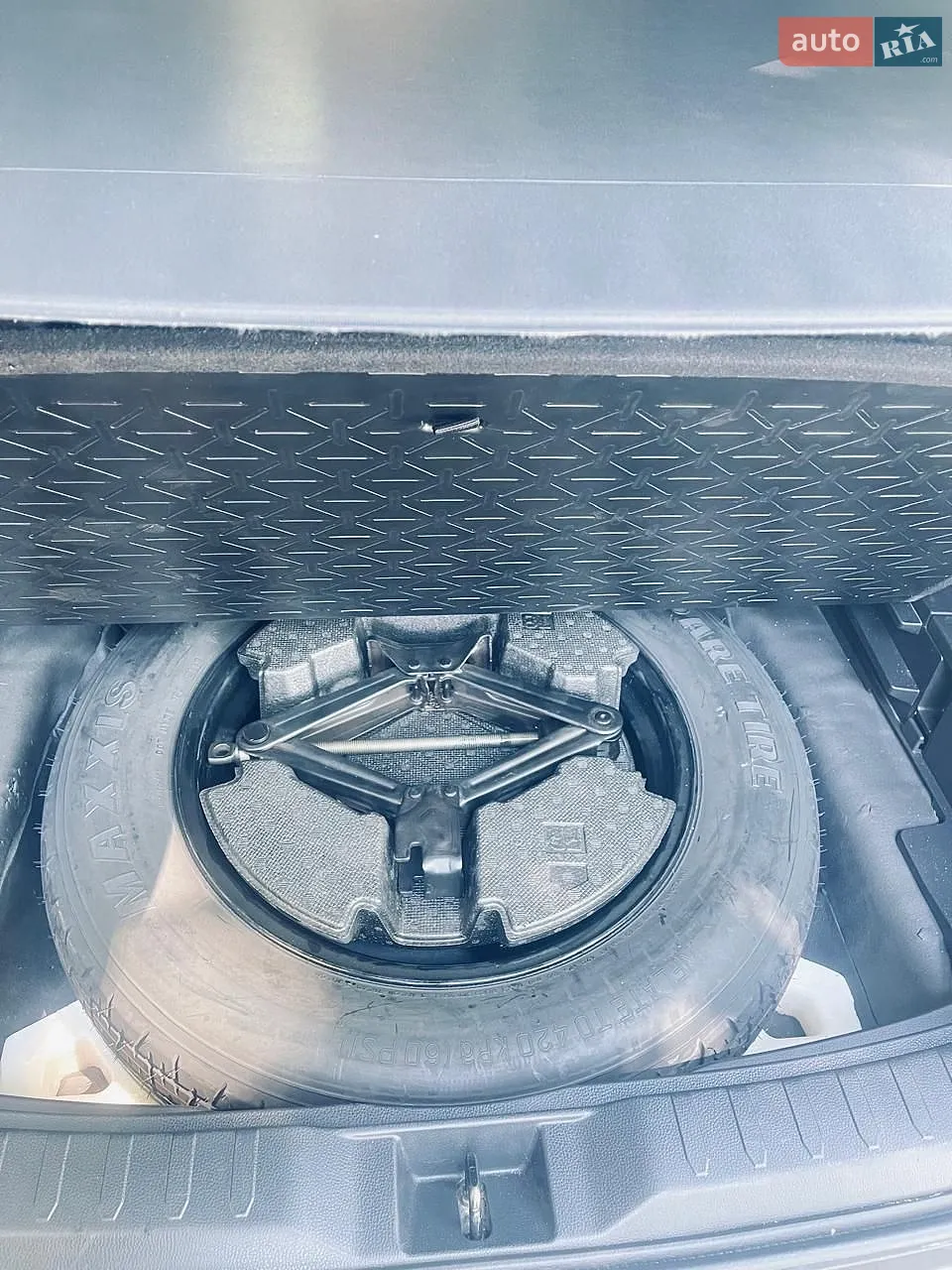 2019 Toyota RAV 4 - мініатюра 16