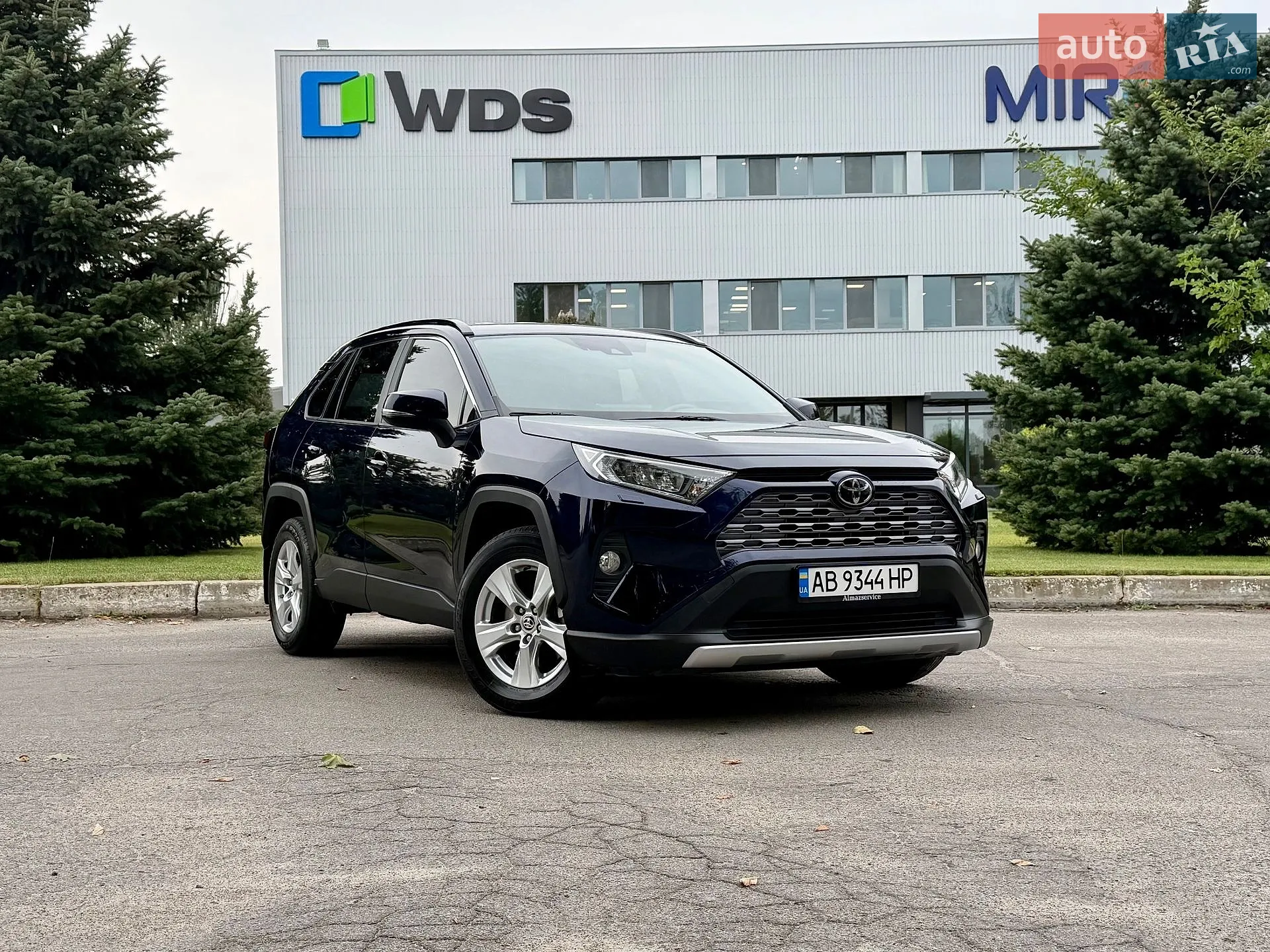 2020 Toyota RAV 4 - мініатюра 2