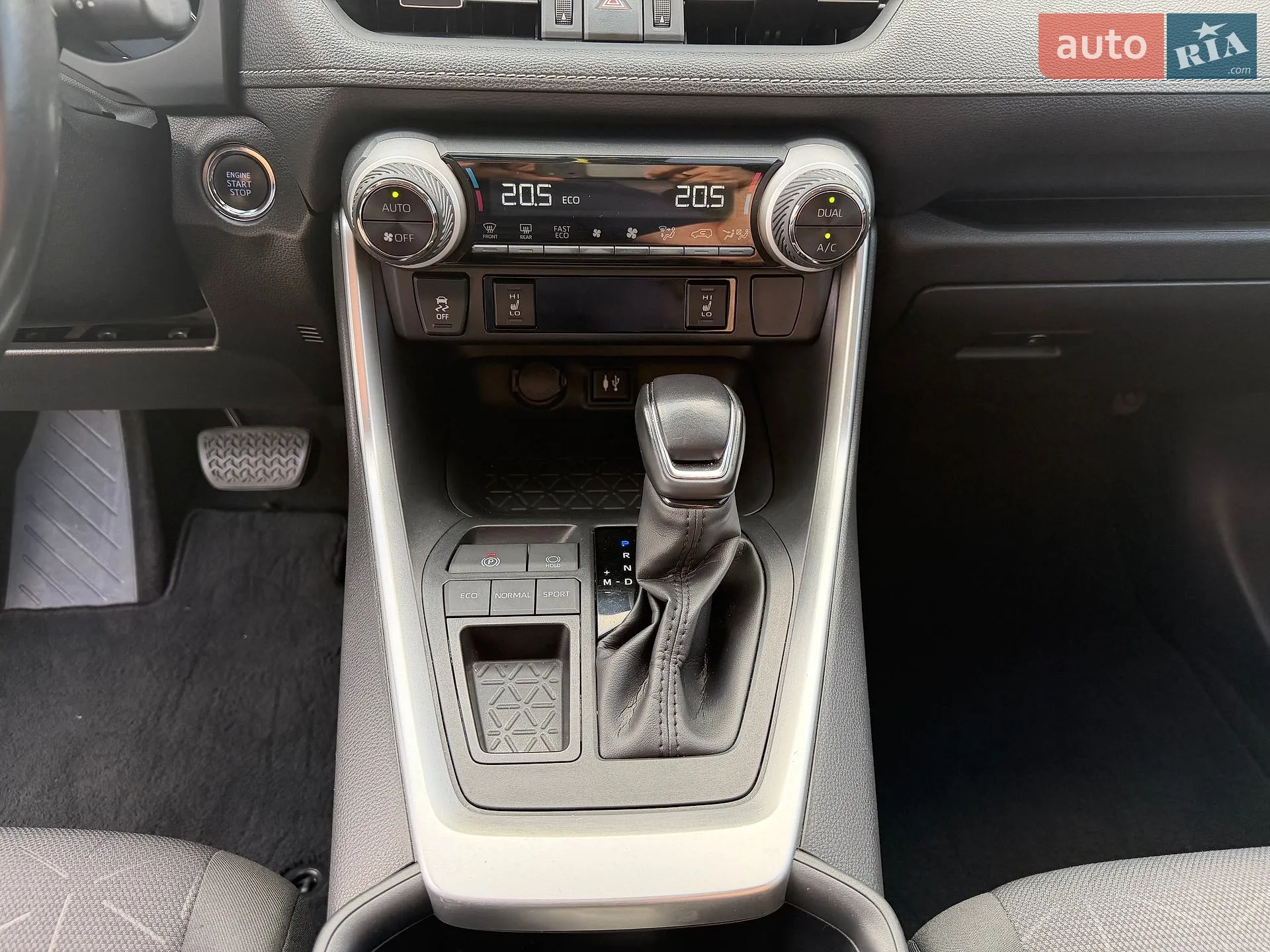 2019 Toyota RAV 4 - мініатюра 21