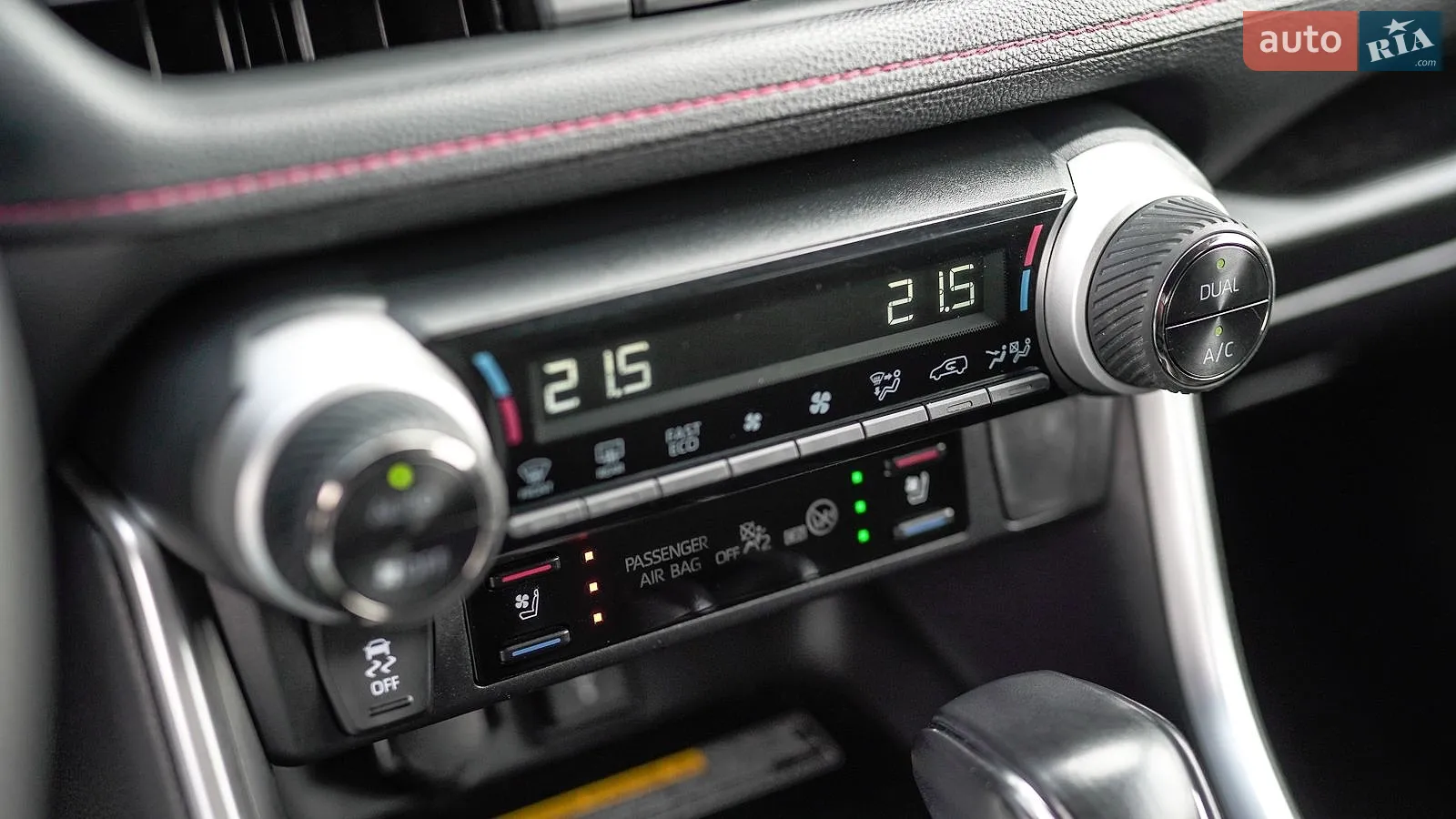 2021 Toyota RAV 4 - мініатюра 38