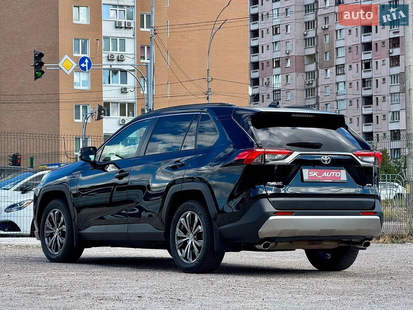 2021 Toyota RAV 4 - мініатюра 8