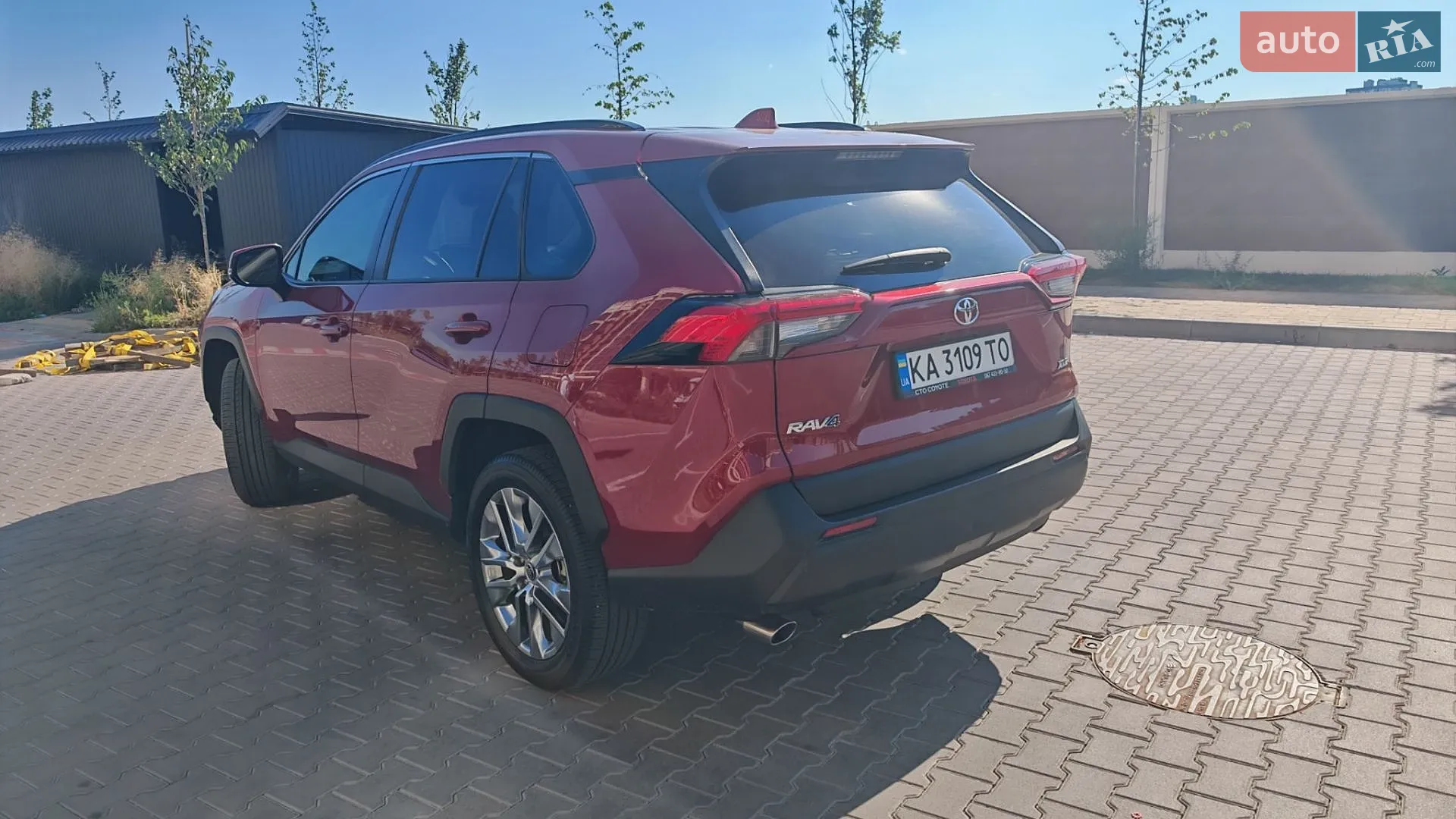 2021 Toyota RAV 4 - мініатюра 8