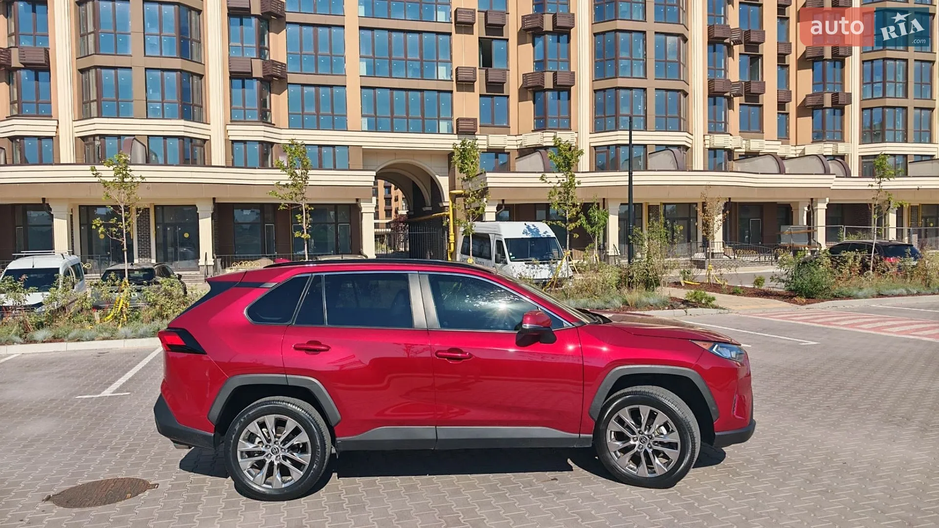 2021 Toyota RAV 4 - мініатюра 12
