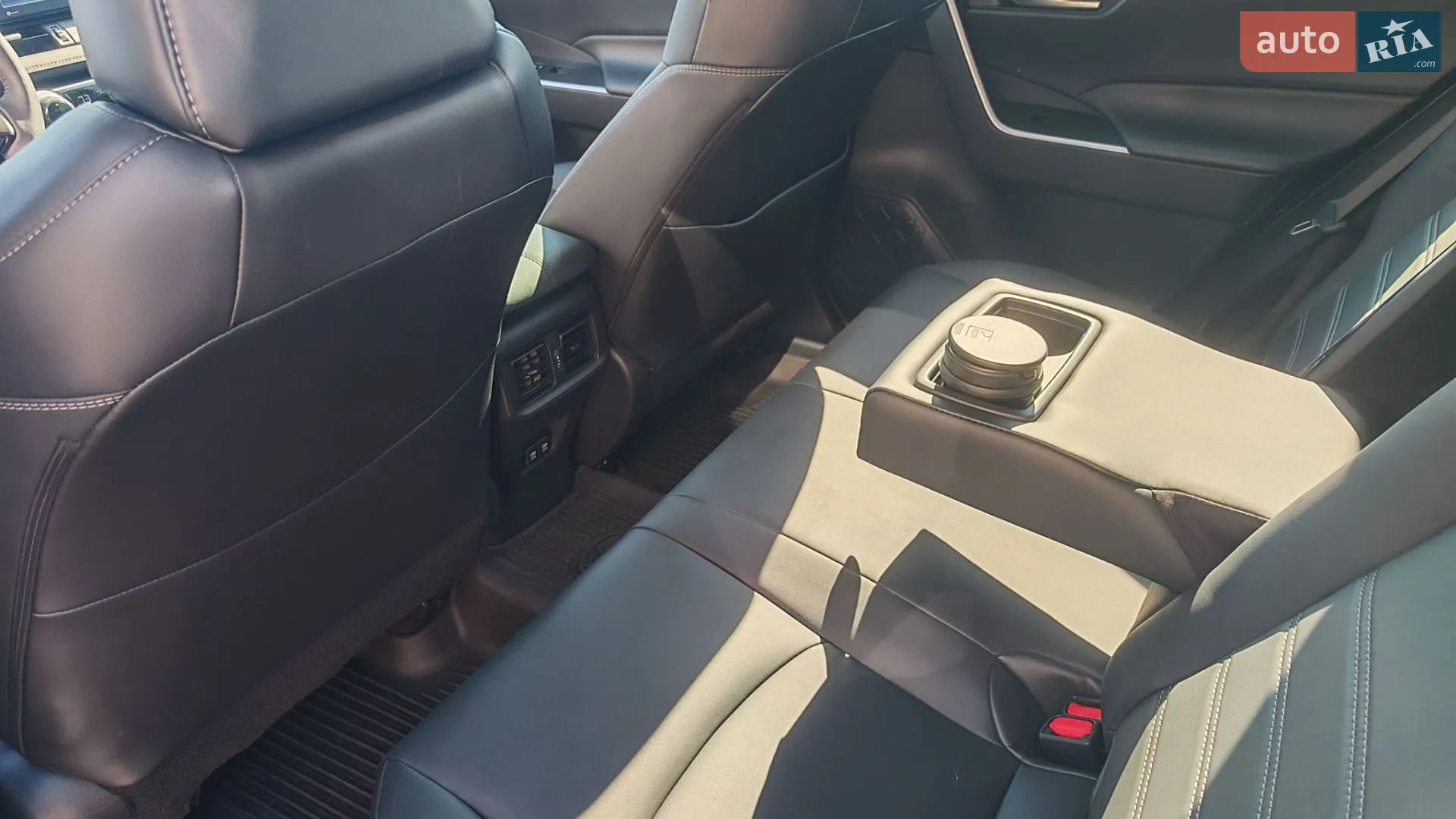 2021 Toyota RAV 4 - мініатюра 24
