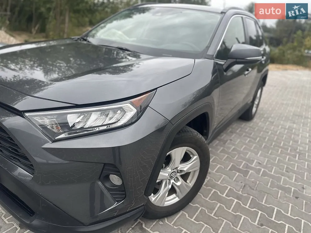 2020 Toyota RAV 4 - мініатюра 6