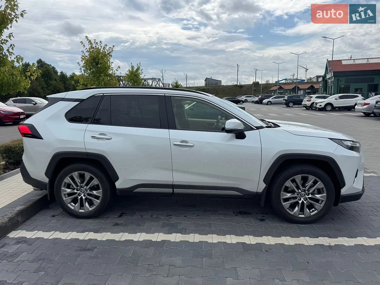 2023 Toyota RAV 4 - мініатюра 4