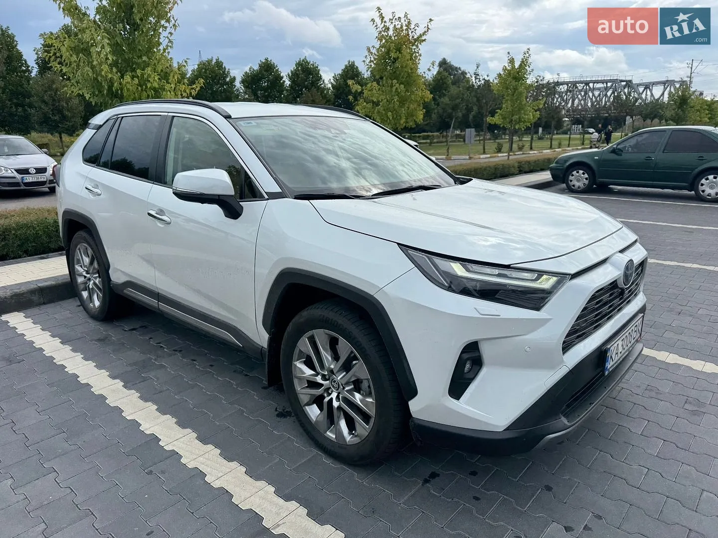 2023 Toyota RAV 4 - мініатюра 3