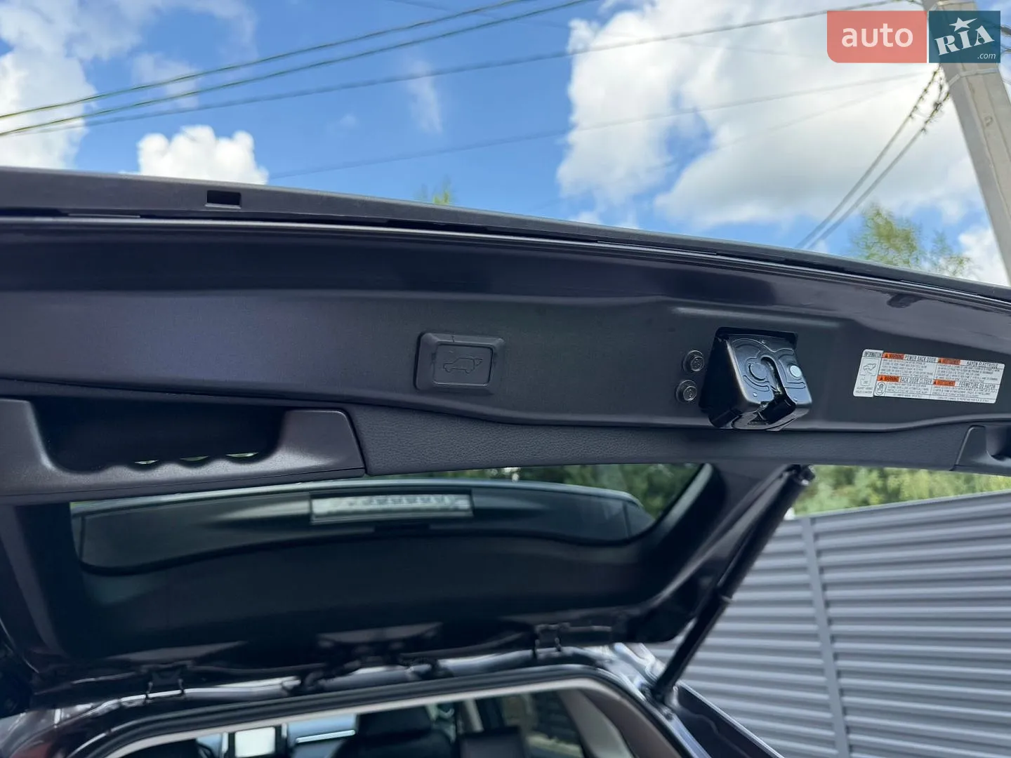 2021 Toyota RAV 4 - мініатюра 17