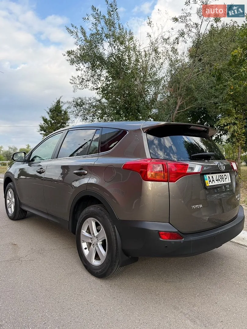 2013 Toyota RAV 4 - мініатюра 10