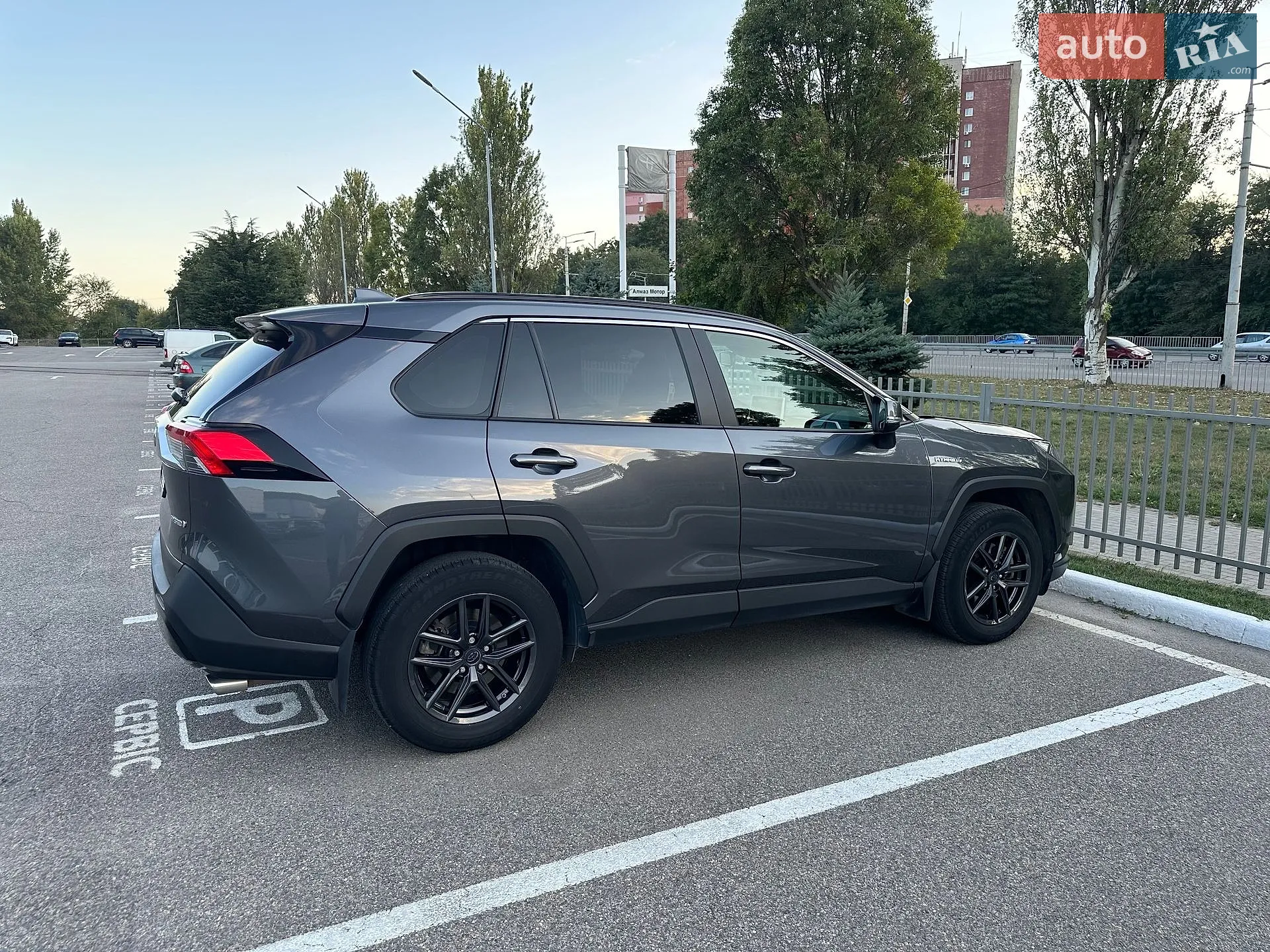 2020 Toyota RAV 4 - мініатюра 3