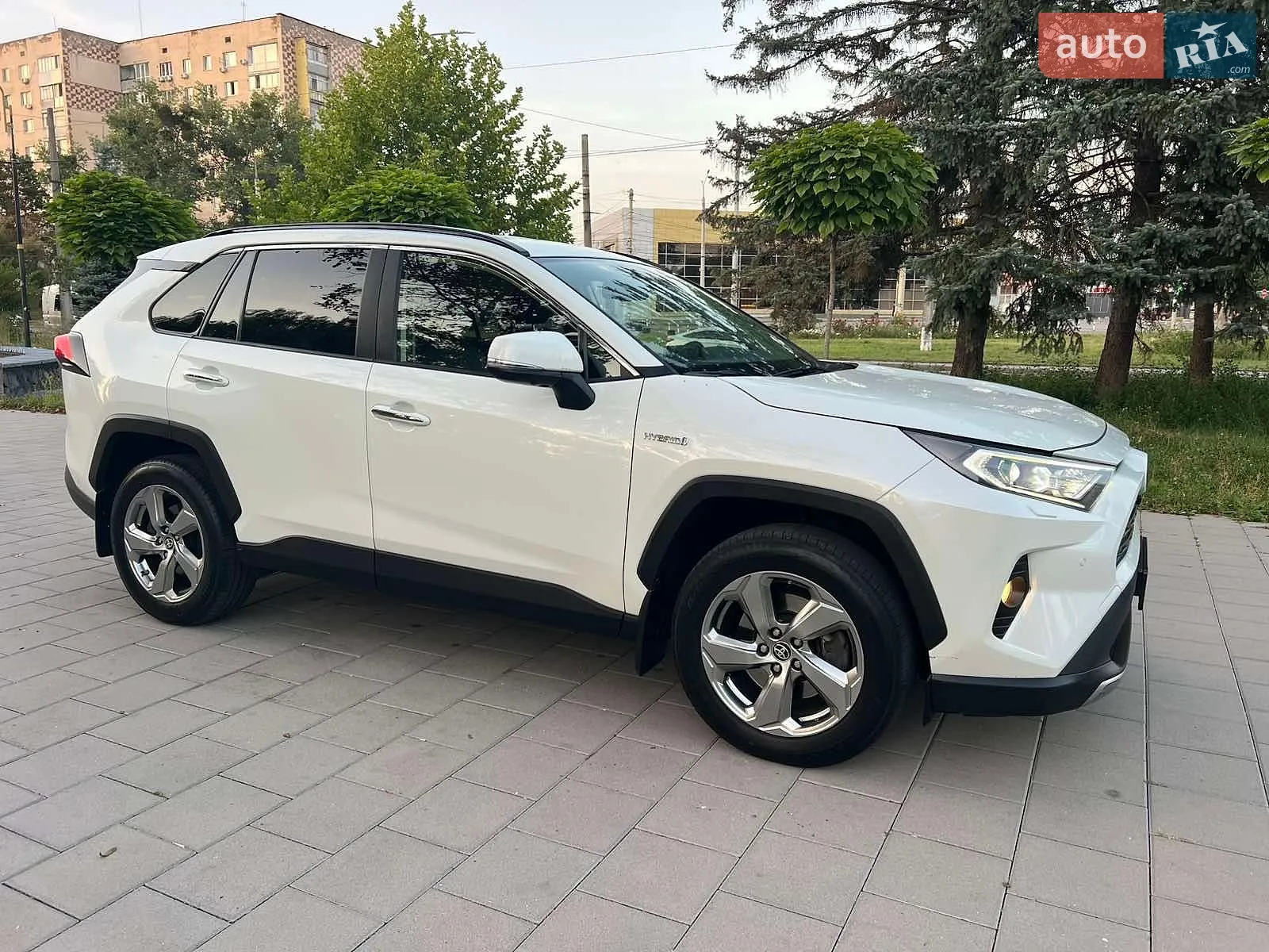 2020 Toyota RAV 4 - мініатюра 15