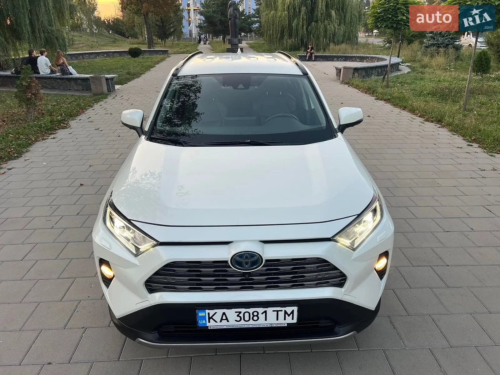 2020 Toyota RAV 4 - мініатюра 31