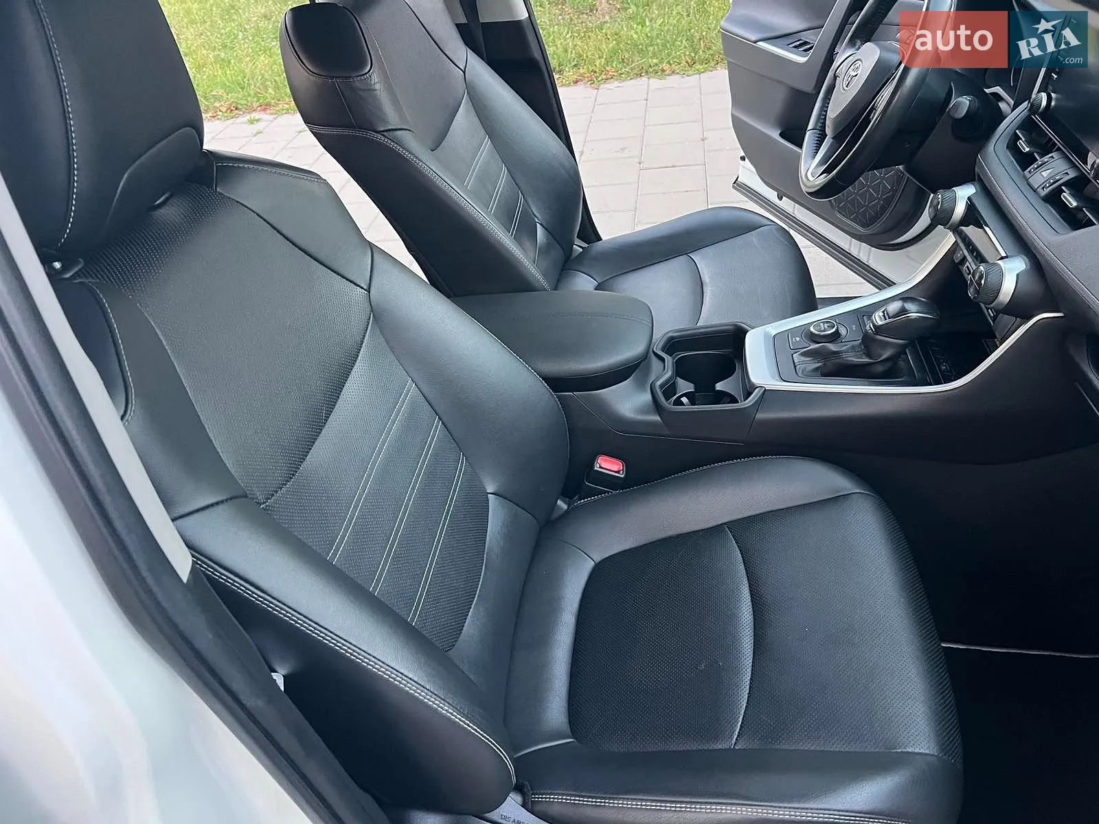 2020 Toyota RAV 4 - мініатюра 46