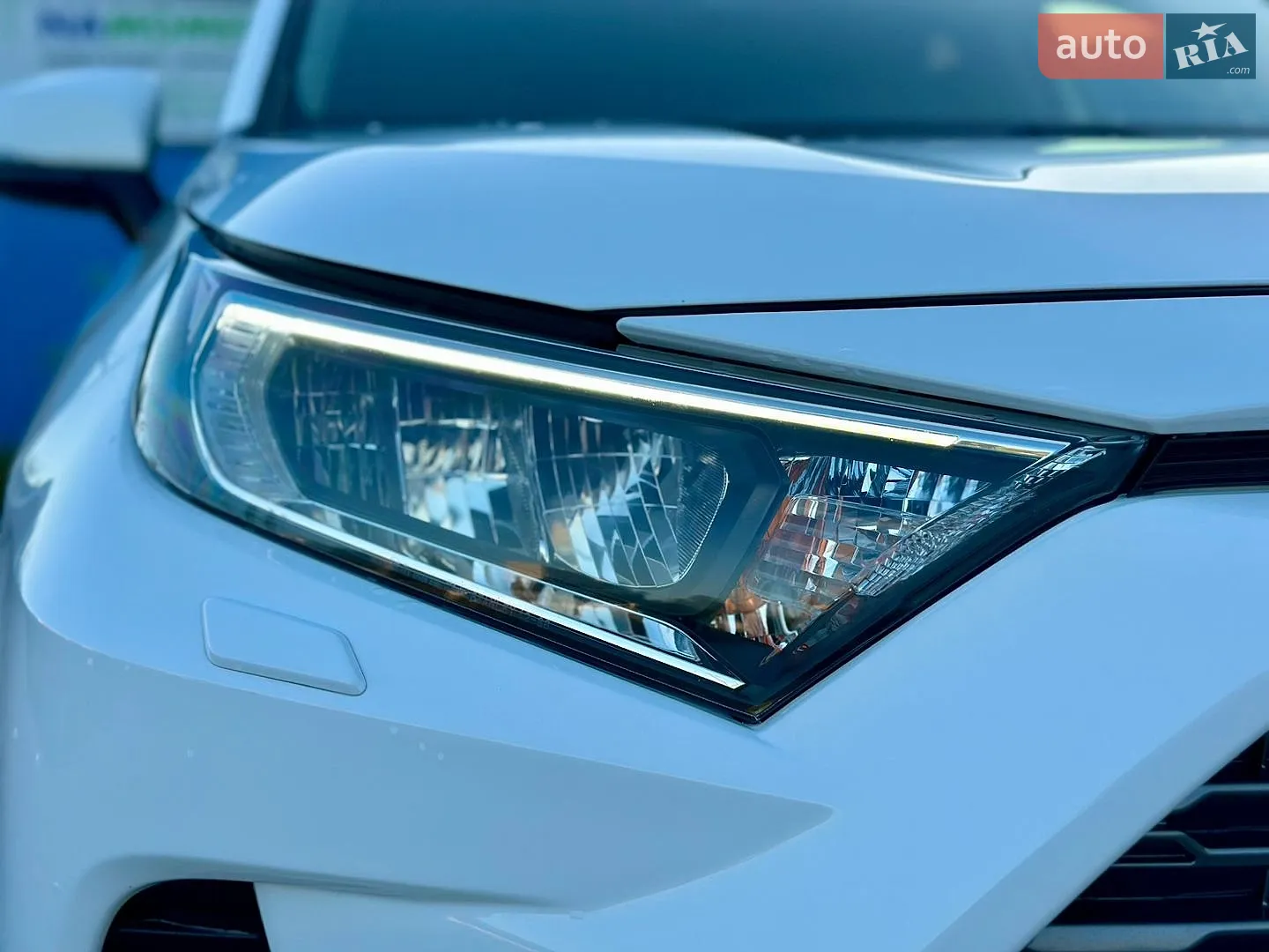 2020 Toyota RAV 4 - мініатюра 10