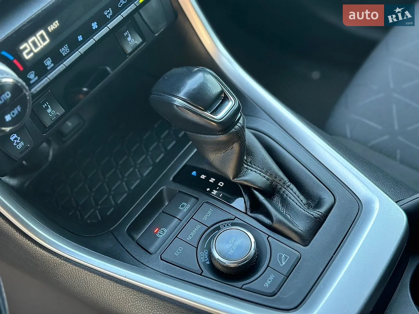 2020 Toyota RAV 4 - мініатюра 17